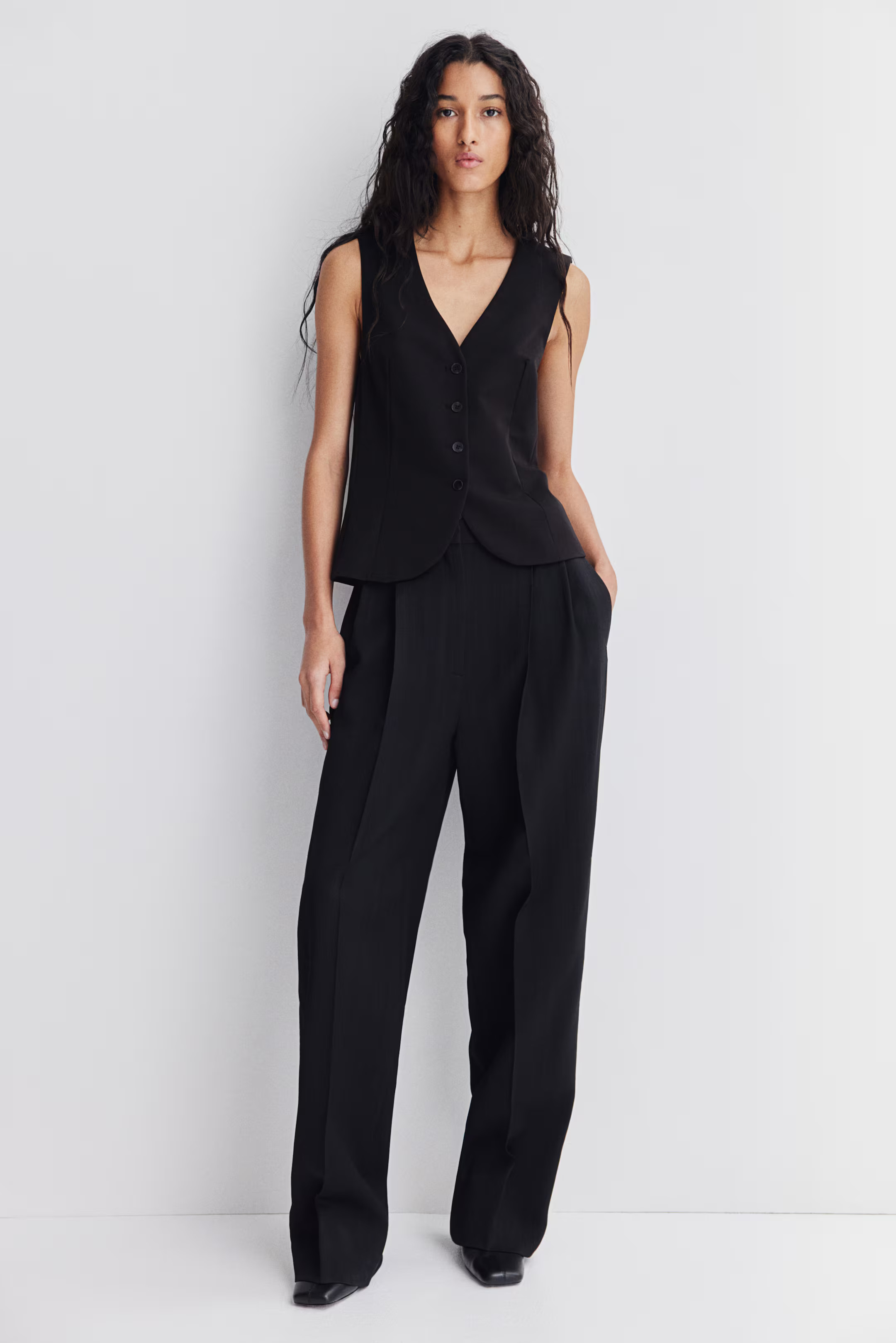 Suit waistcoat | H&M (UK, MY, IN, SG, PH, TW, HK)