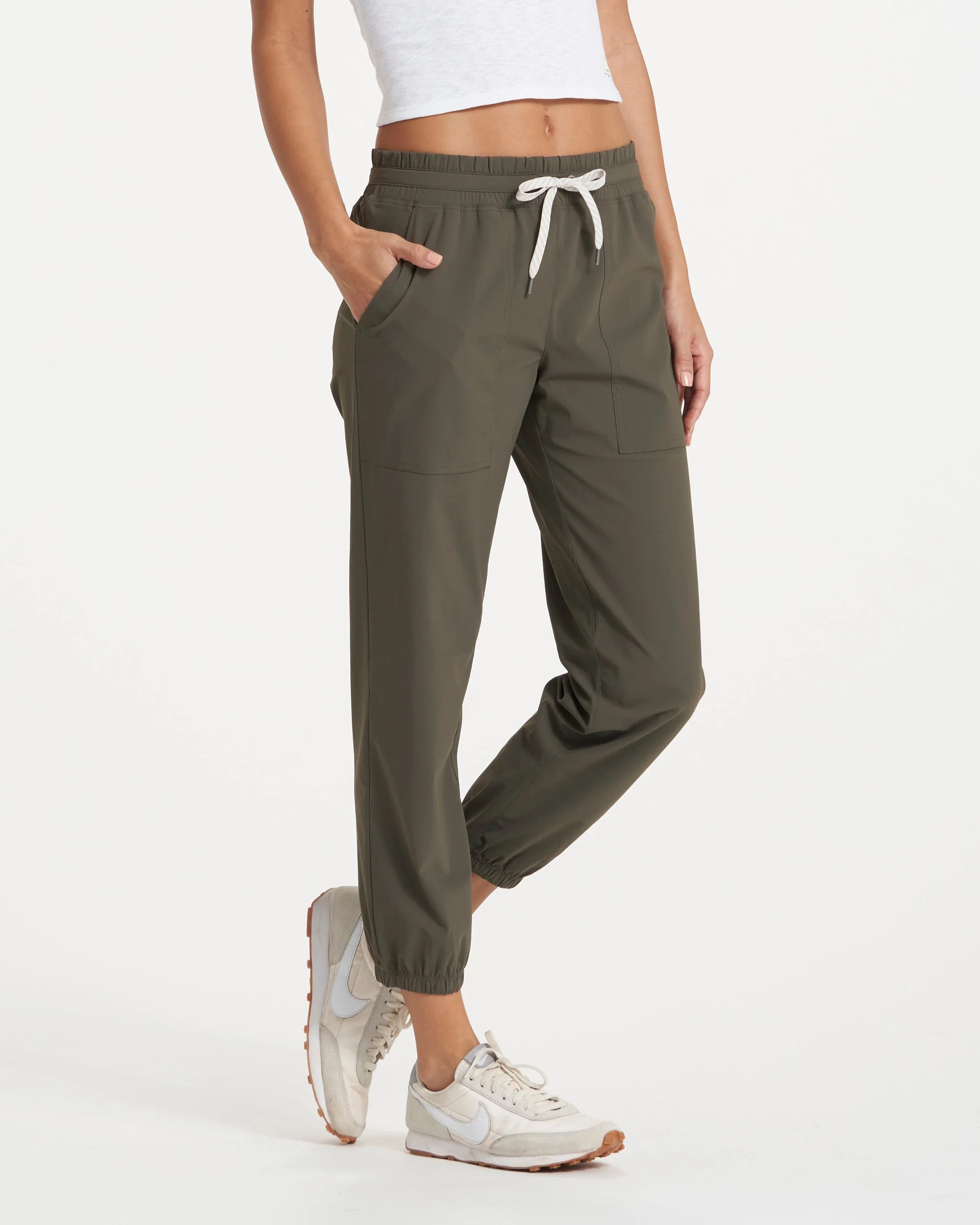 Miles Jogger | Women's Olive Green Joggers | Vuori | Vuori Clothing (US & Canada)