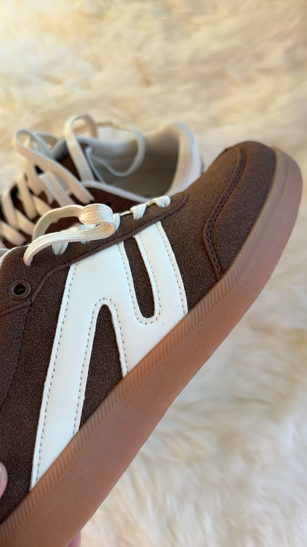 I just keep reaching for these tennis shoes again and again. The neutral brown with a slightly thicker sole makes them great to pair with so many outfits. They are available in so many other colors, too.

Comfortable, brown, tennis shoes, casual wear 

 #LTKdayinmylife #LTKActive