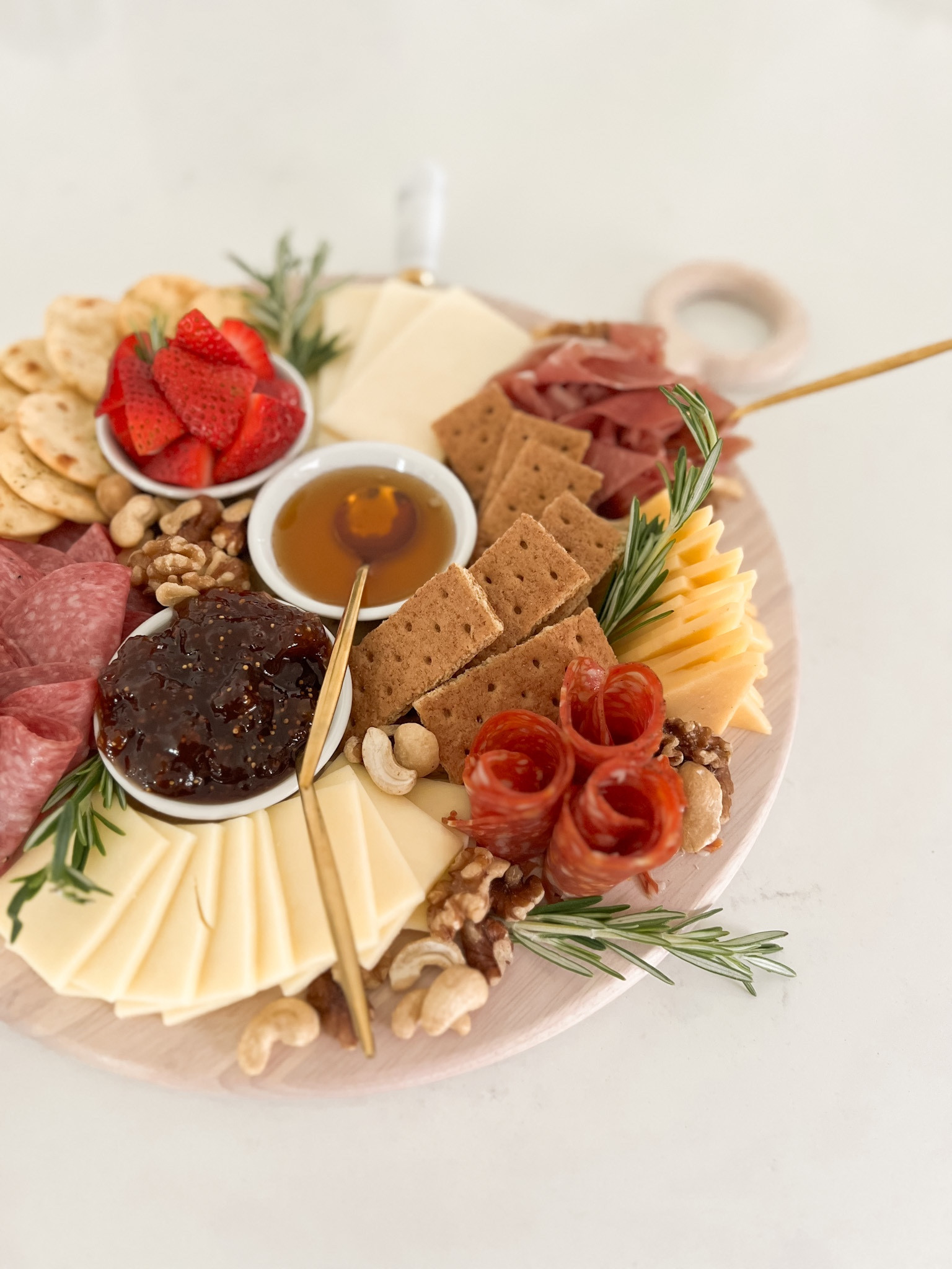 Amazon 10 piece cheese board set!



#LTKFind