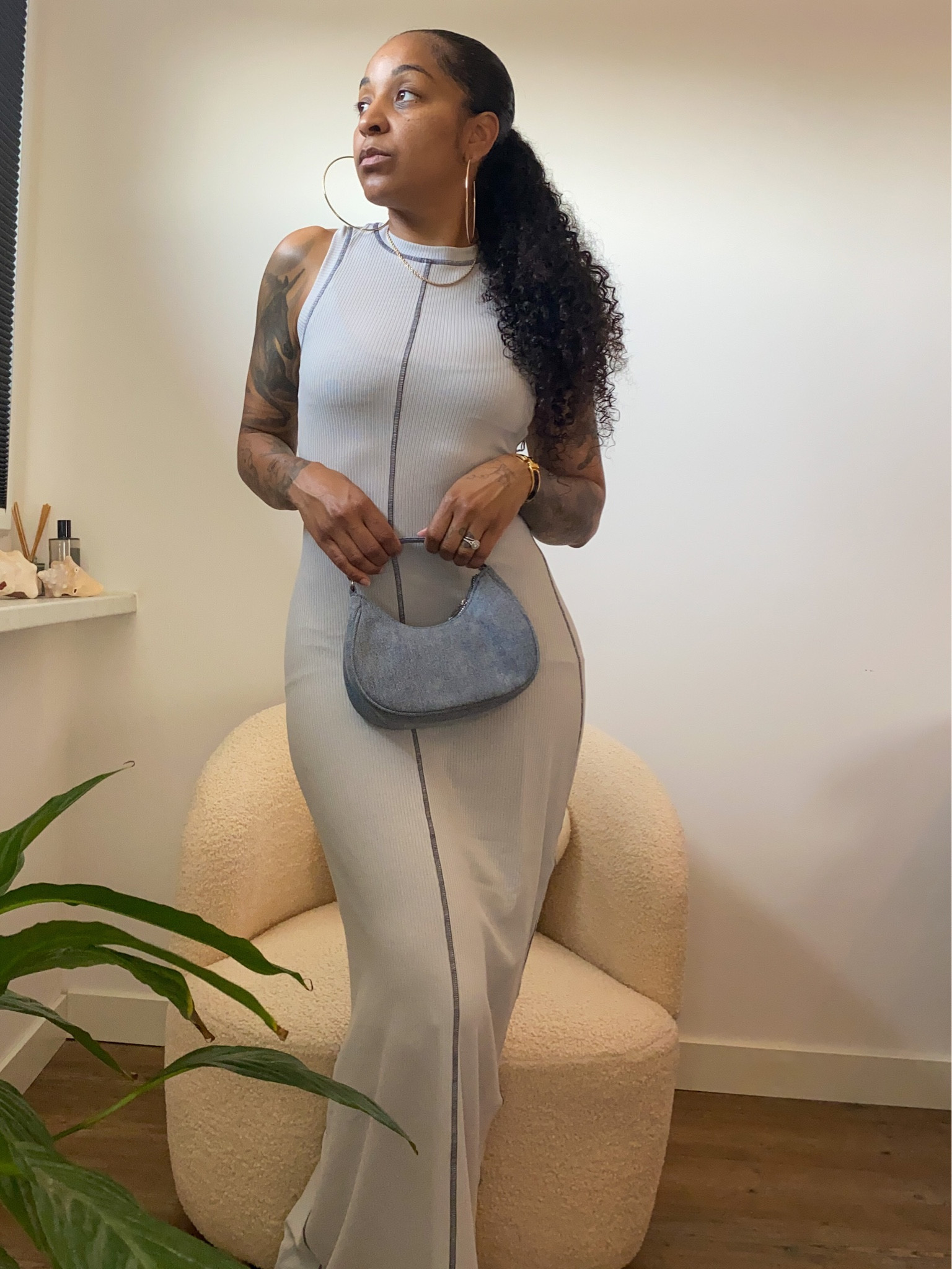 Ribbed bodycon dress 🩶

outfit inspiration, summer style, denim blue handbag, accessories, H&M, light grey dress, new arrival, fitted sleeveless maxi dress, Netherlands. 

#LTKSeasonal #LTKstyletip #LTKeurope