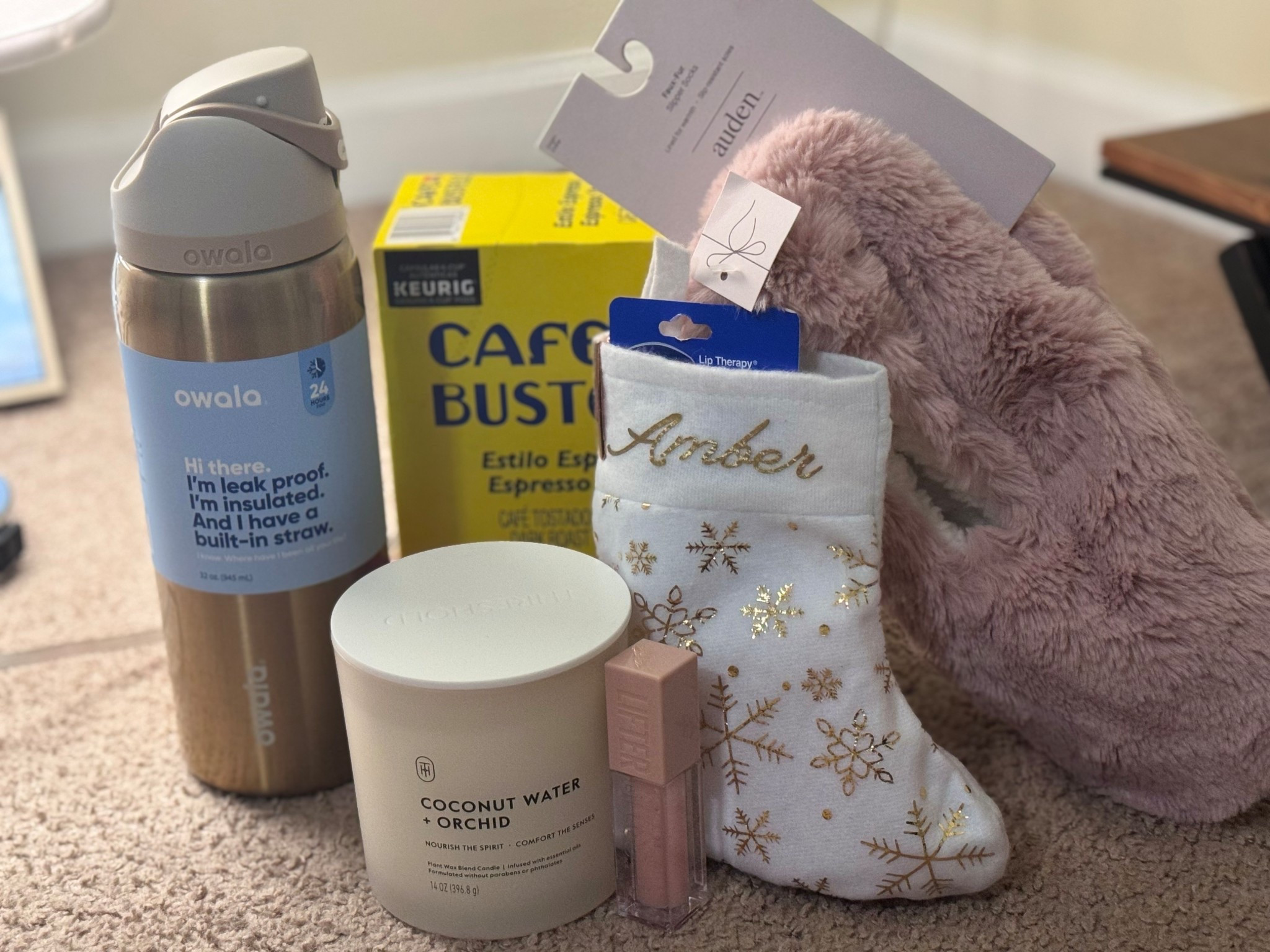 My secret Santa showed out this year! 

#LTKFindsUnder50 #LTKHoliday #LTKselfcare