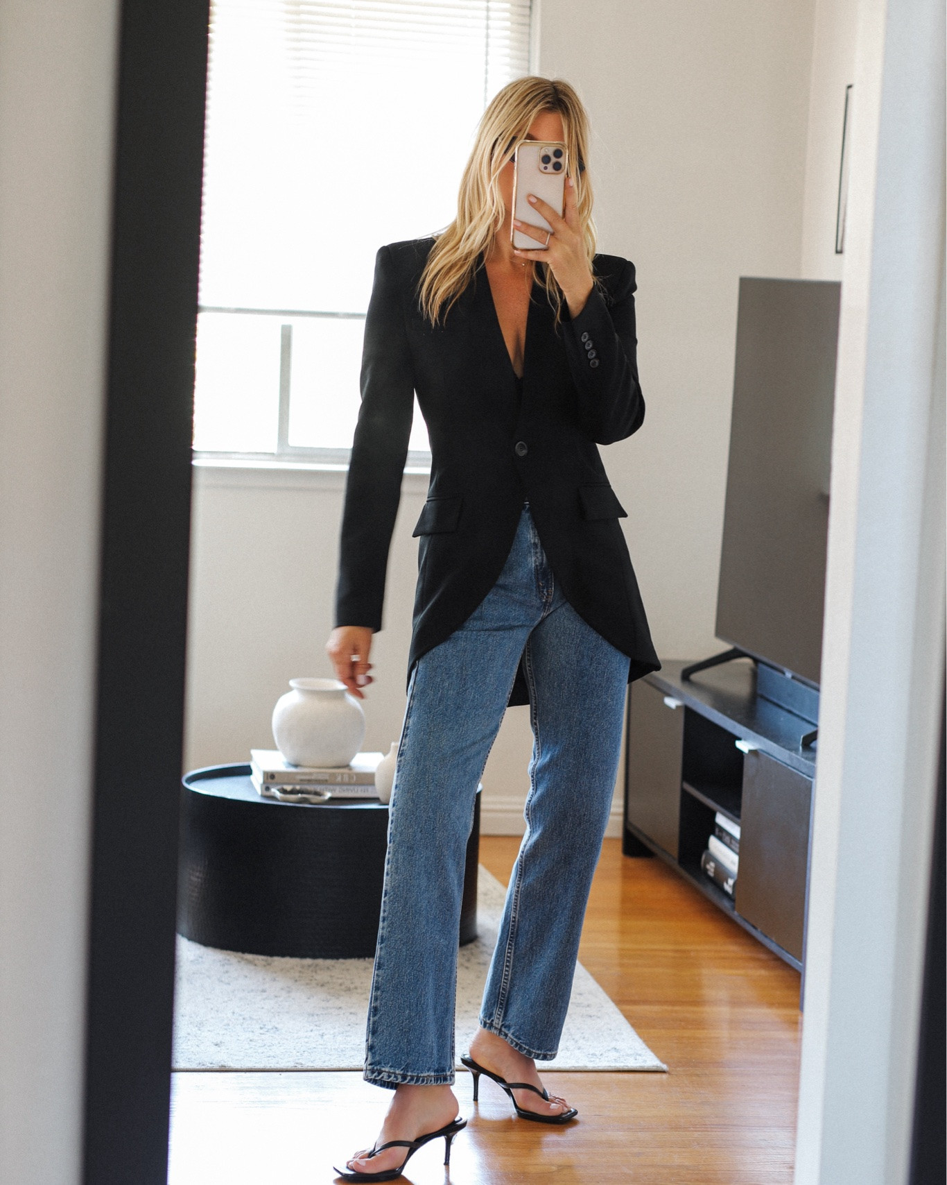 a few fits...

#minimalchic #minimalstyle #90sstyle #springstyle 

NOTE : some of my pieces are a mix of vintage, older wardrobe + a few newer finds — linked similar styles along with exact pieces.

#LTKootd