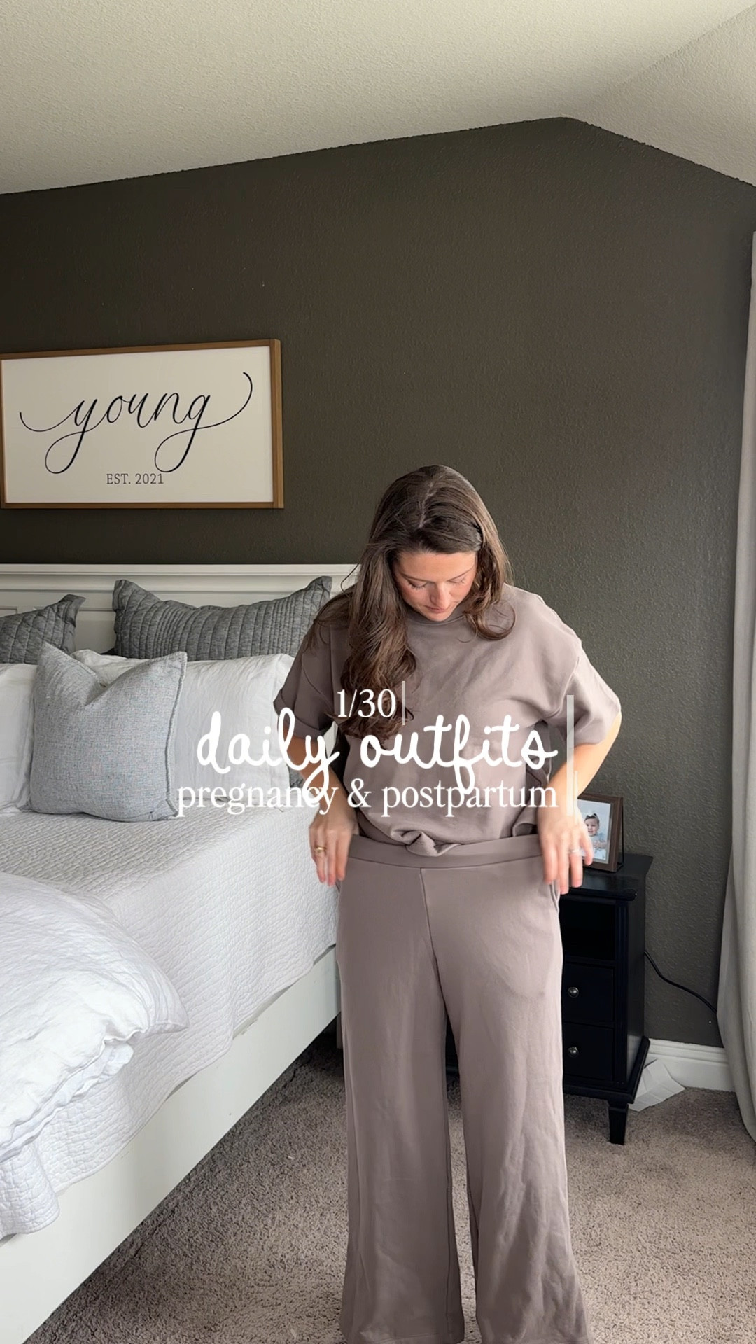 OOTD I’ve been wearing nonstop! Stretchy & soft material so perfect for a growing bum o & chasing kids around! 

#LTKmomlife #LTKBump #LTKootd
