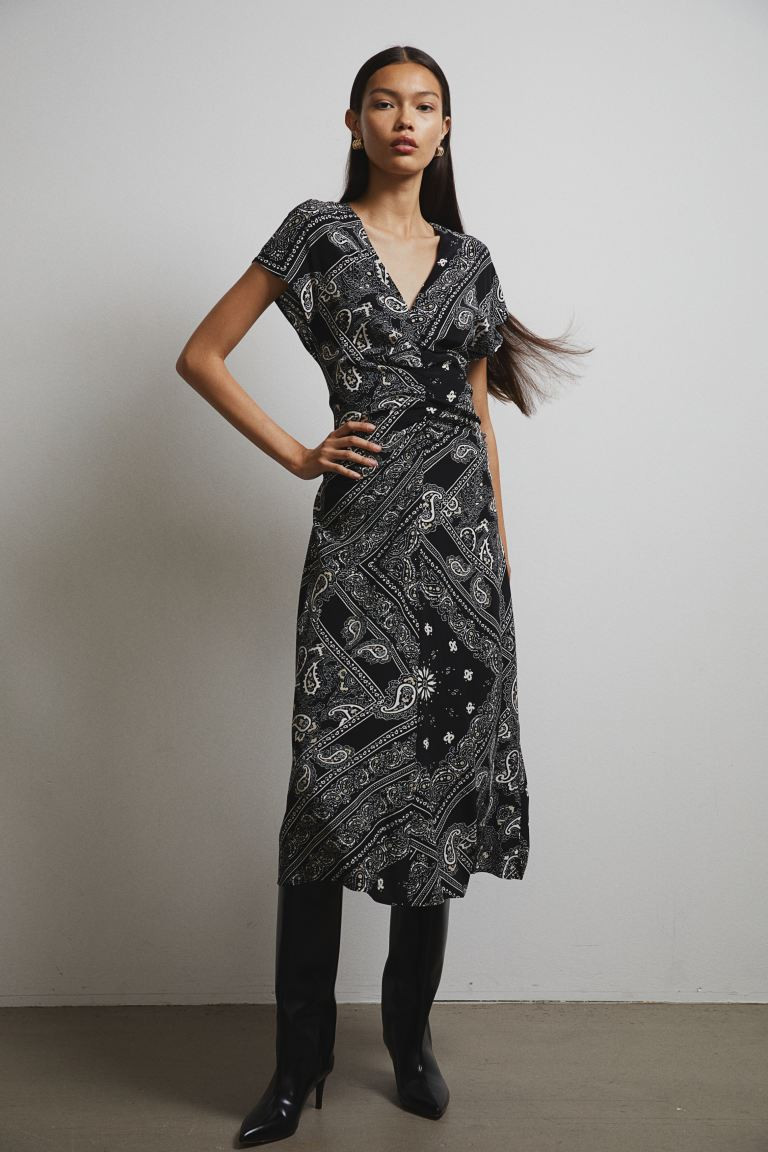 Vestido drapeado de viscosa | H&M (FR, IT, ES, PT, BE)