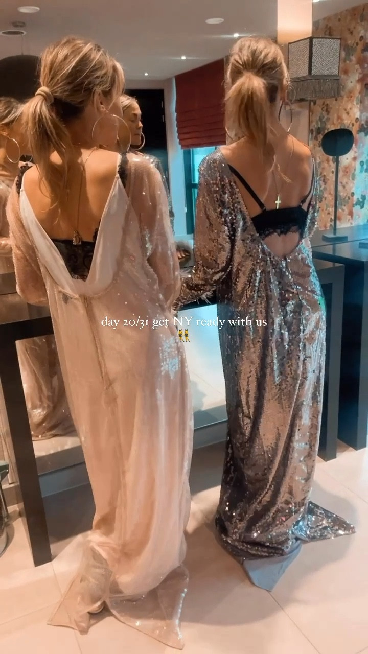 12 days 'till the new year 2024👯‍♀️🪩🪩 so girls time to get your NY outfit ready. ✨✨ #LTKGift
#grwm #getreadywithus 
.
#boohoo #boohoobabes #dresses #newyear2023 #newyearseve #newyeardress #sparkling #outfits #fashioninspiration #style #outfitideas  

#LTKHoliday #LTKstyletip #LTKGiftGuide