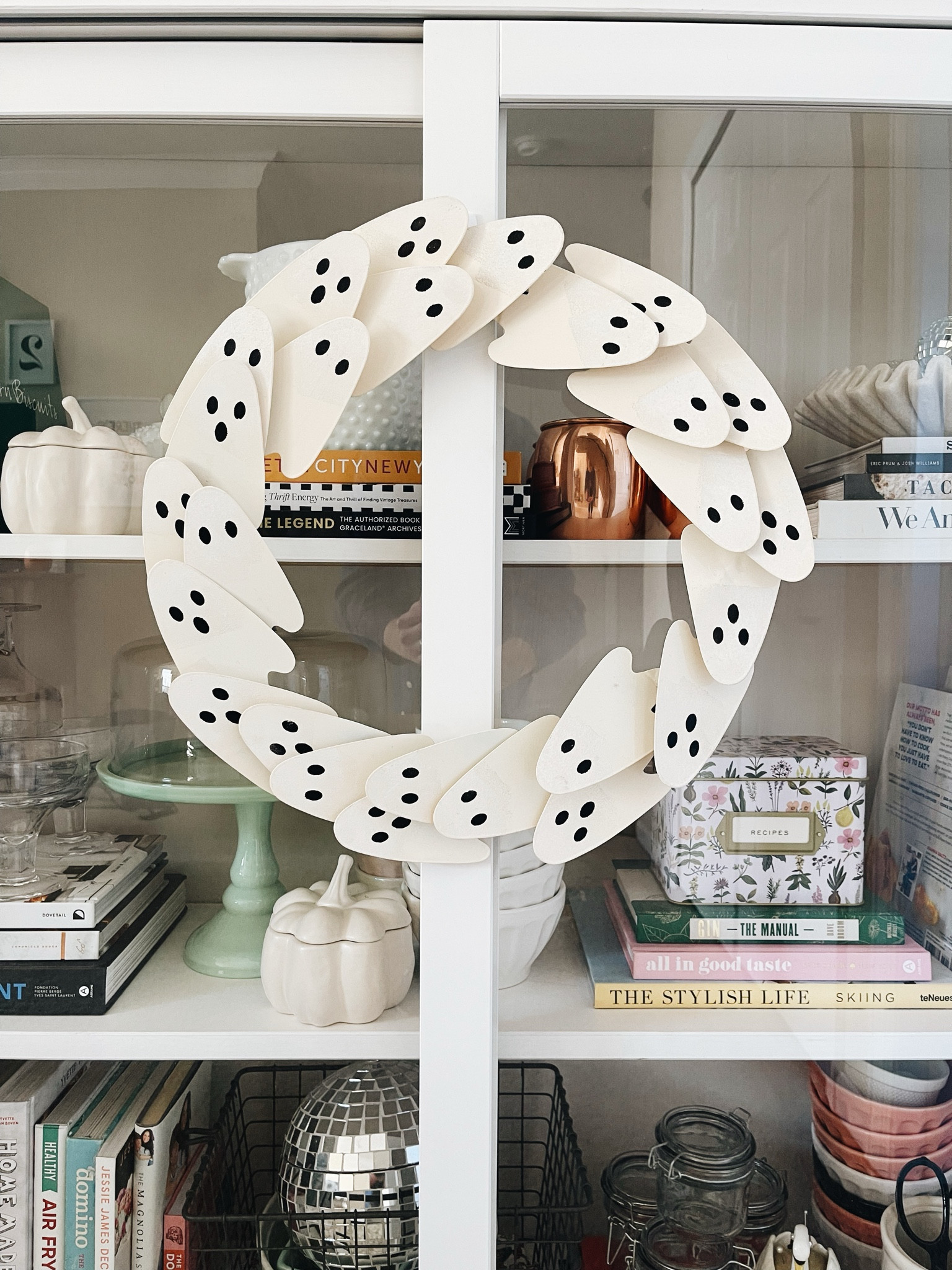 One of my favorite Halloween decor items 👻 🖤  

Halloween decor, fall decor, cute Halloween, ghost decor 

#LTKSeasonal