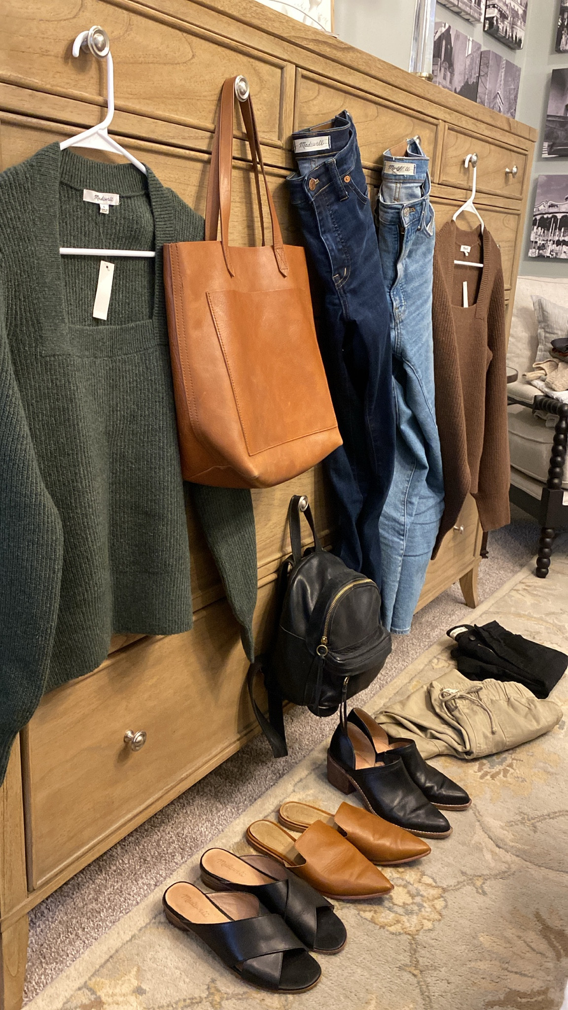 Madewell Fall Capsule Wardrobe 
40% off everything with code: OHJOY


#LTKfamily #LTKGiftGuide #LTKstyletip