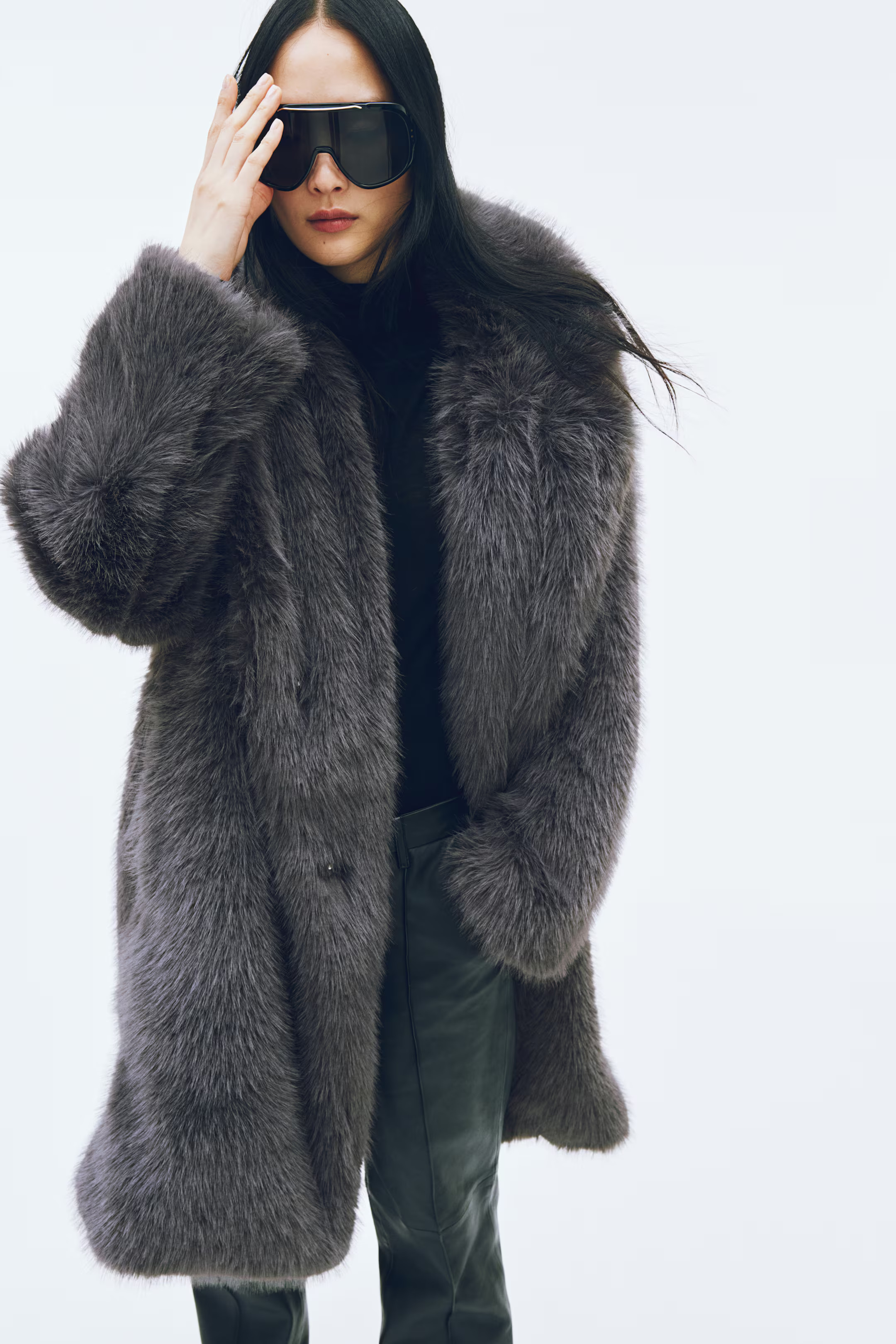 Fluffy coat - Dark grey - Ladies | H&M GB | H&M (UK, MY, IN, SG, PH, TW, HK)