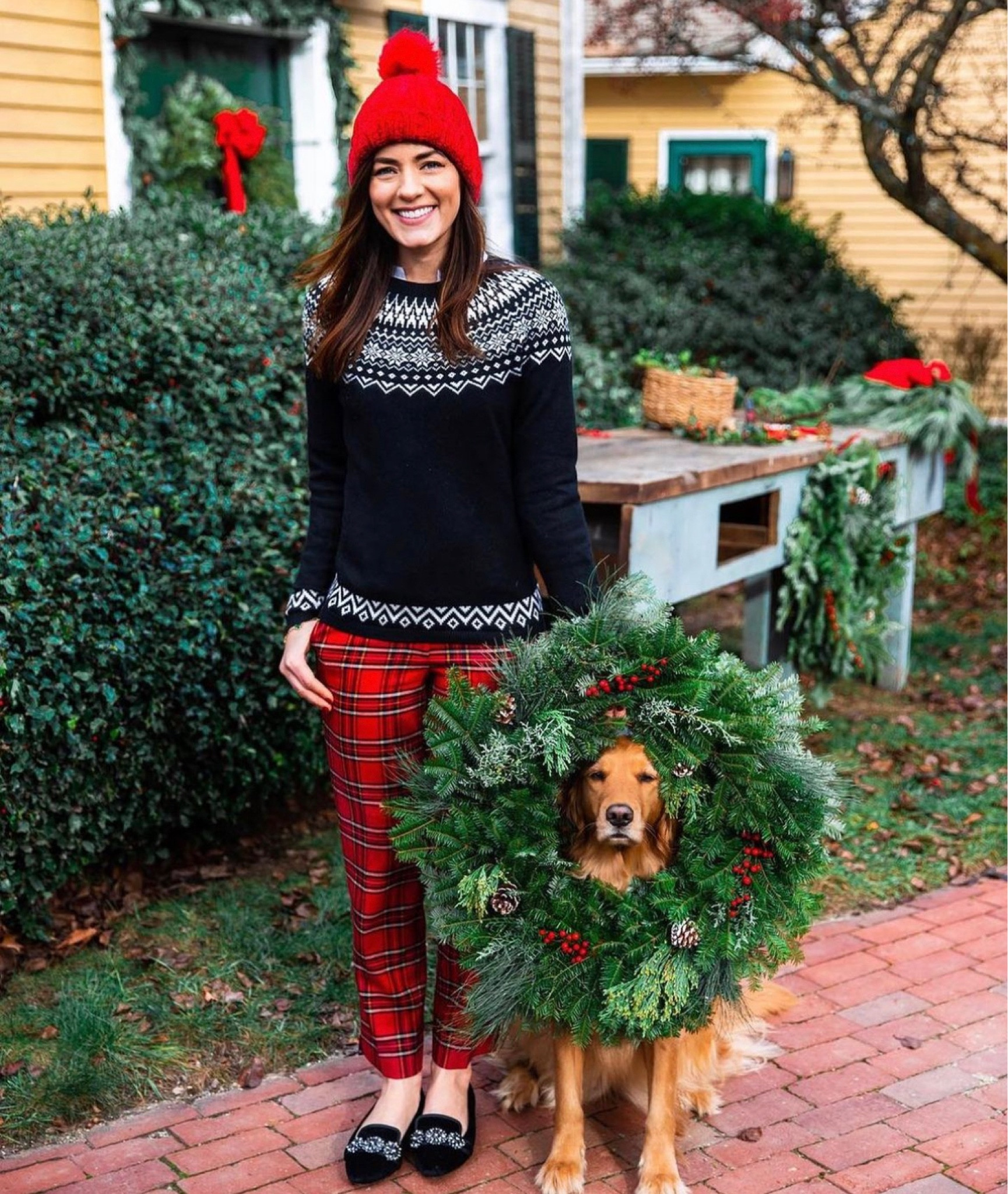 Red plaid pants are a versatile holiday staple. 

#LTKSeasonal #LTKCyberWeek #LTKHoliday