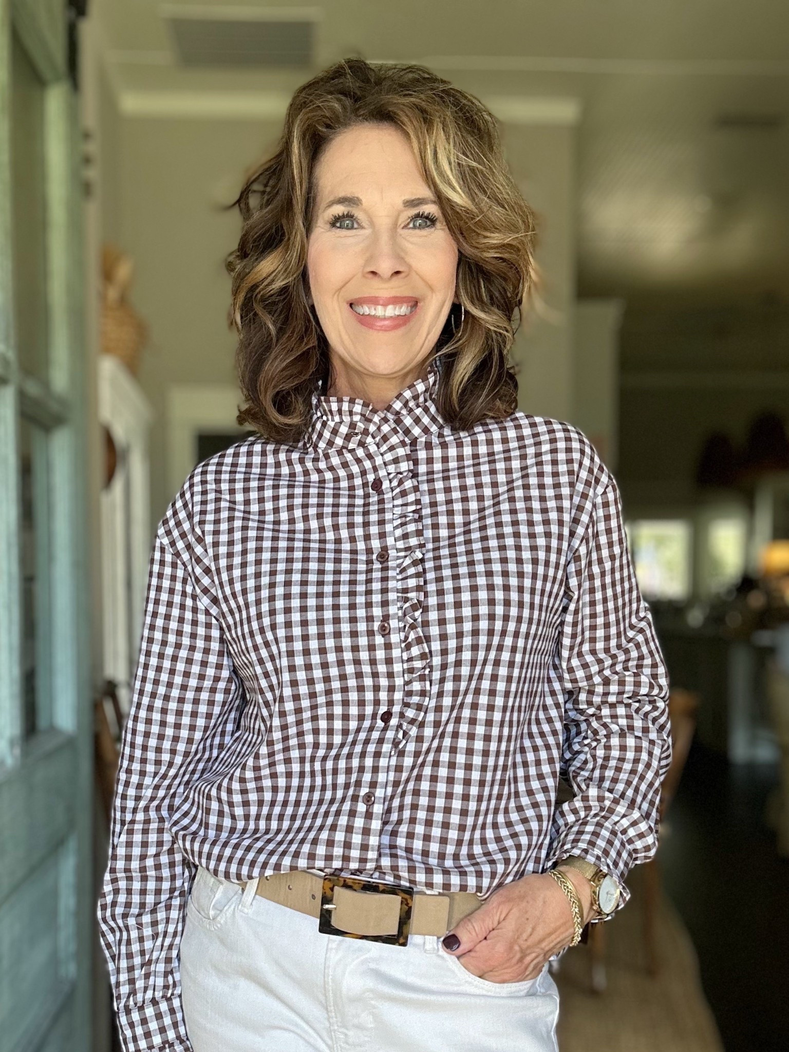 This cute gingham check shirt I shared a couple of weeks ago is on sale for less than $20!! 

It also comes in red or green check which would be so cute for the holidays! 

#LTKOver40 #LTKHoliday #LTKSaleAlert
