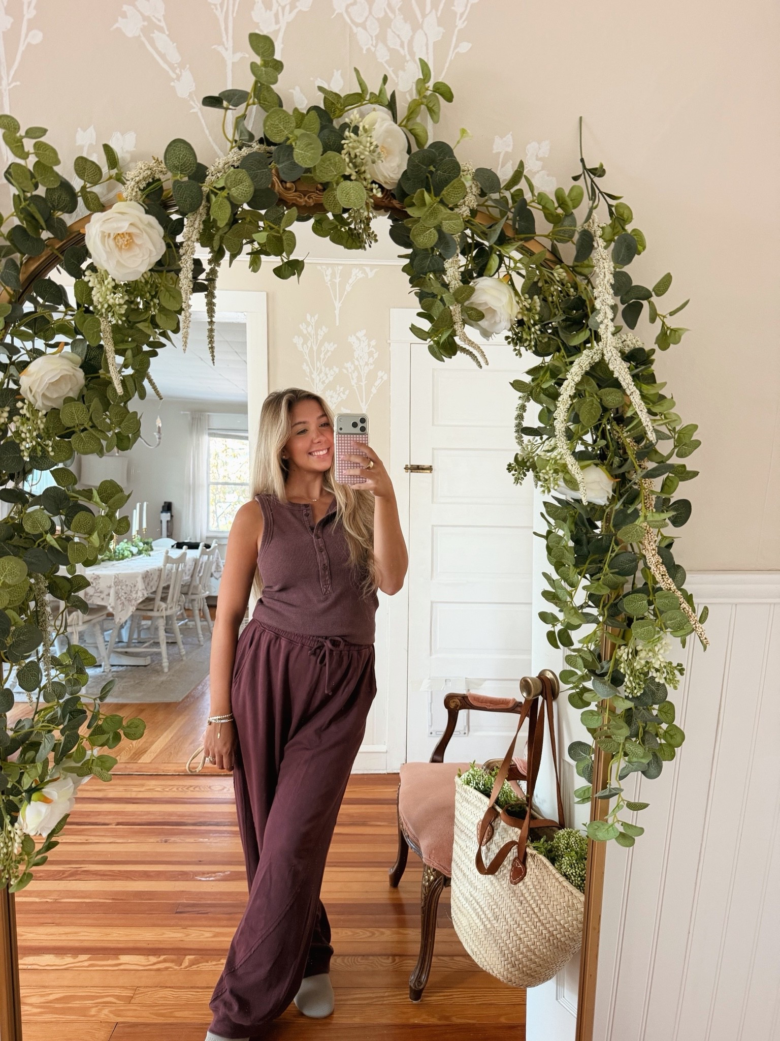 My ootd from @Aerie 🤍🫶🏼🕊️

#LTKootd #LTKgrwm #LTKmomlife