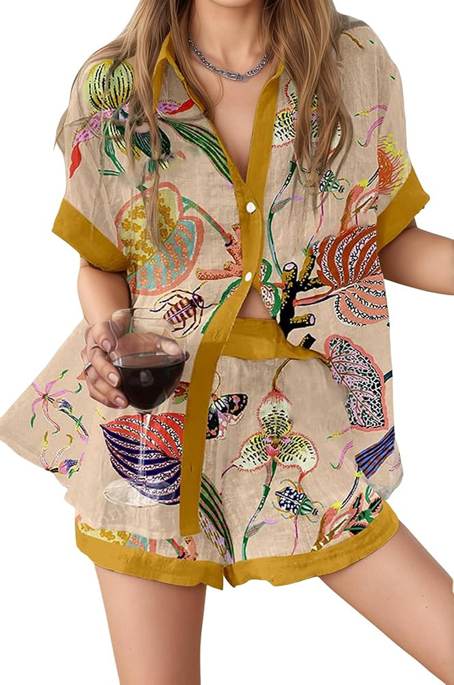 Womens Novelty Casual 2 Piece Beach Vacation Outfits Short Sleeve Tops Elastic Waist Shorts Set S... | Amazon (US)