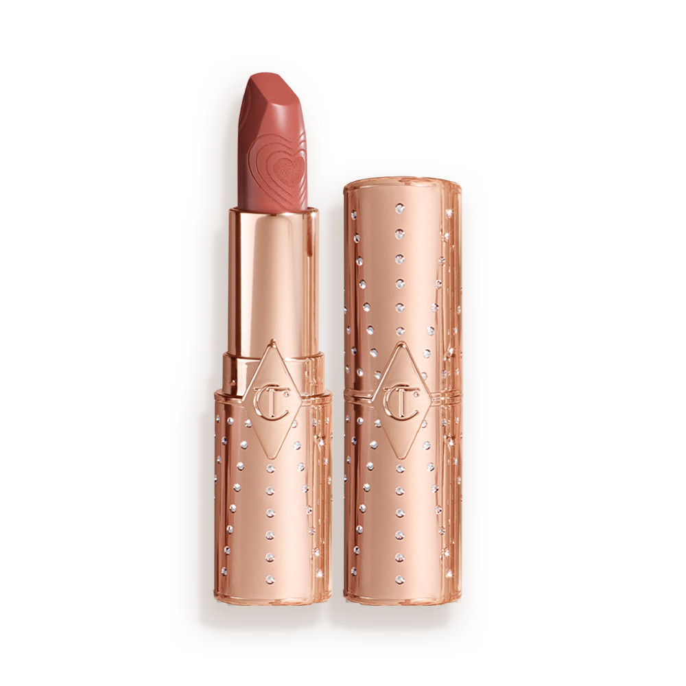 K.I.S.S.I.N.G | Charlotte Tilbury (UK) 
