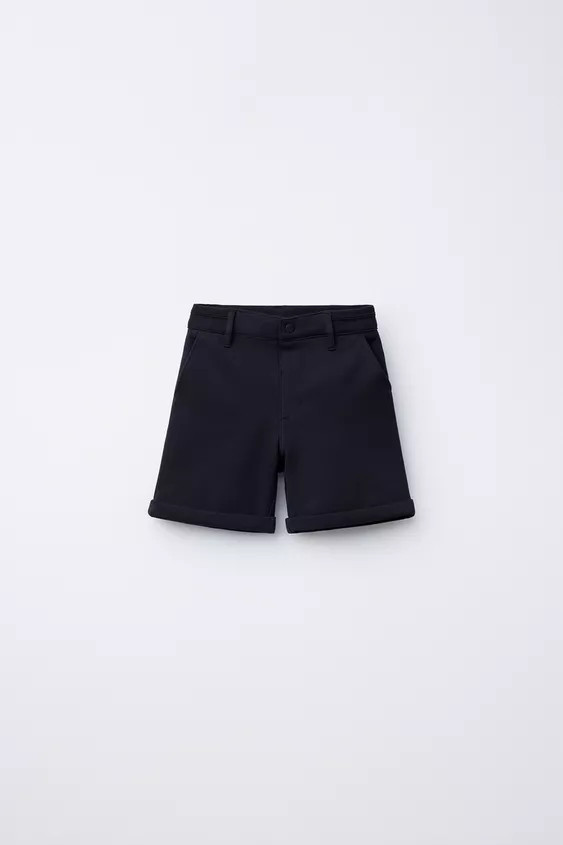 Shorts with an adjustable interior waistband and front snap button closure. Front pockets and bac... | Zara US