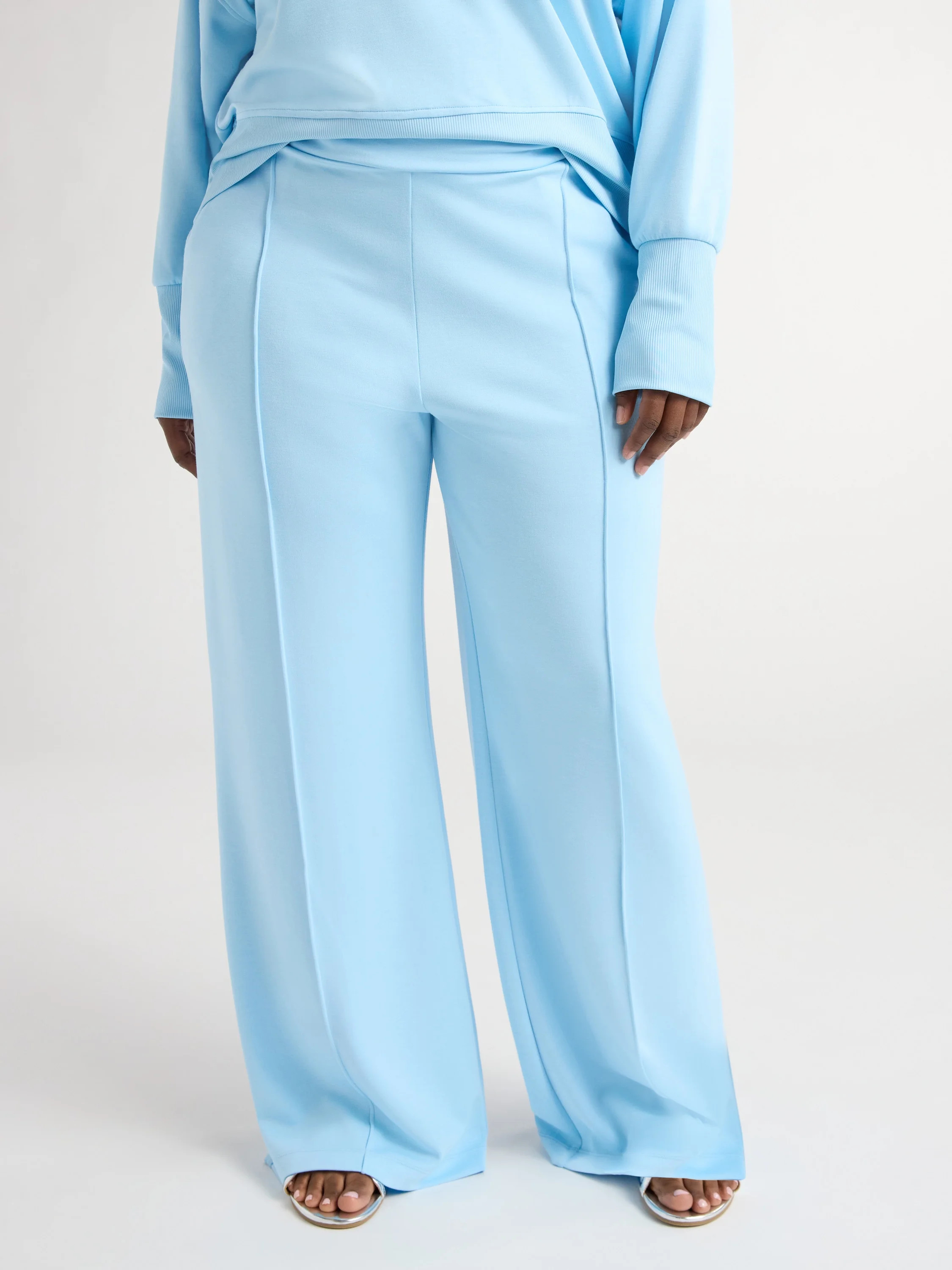 Scoop Women's and Women's Plus Ultimate ScubaKnit Trouser Pants, Sizes XS-4X | Walmart (US)