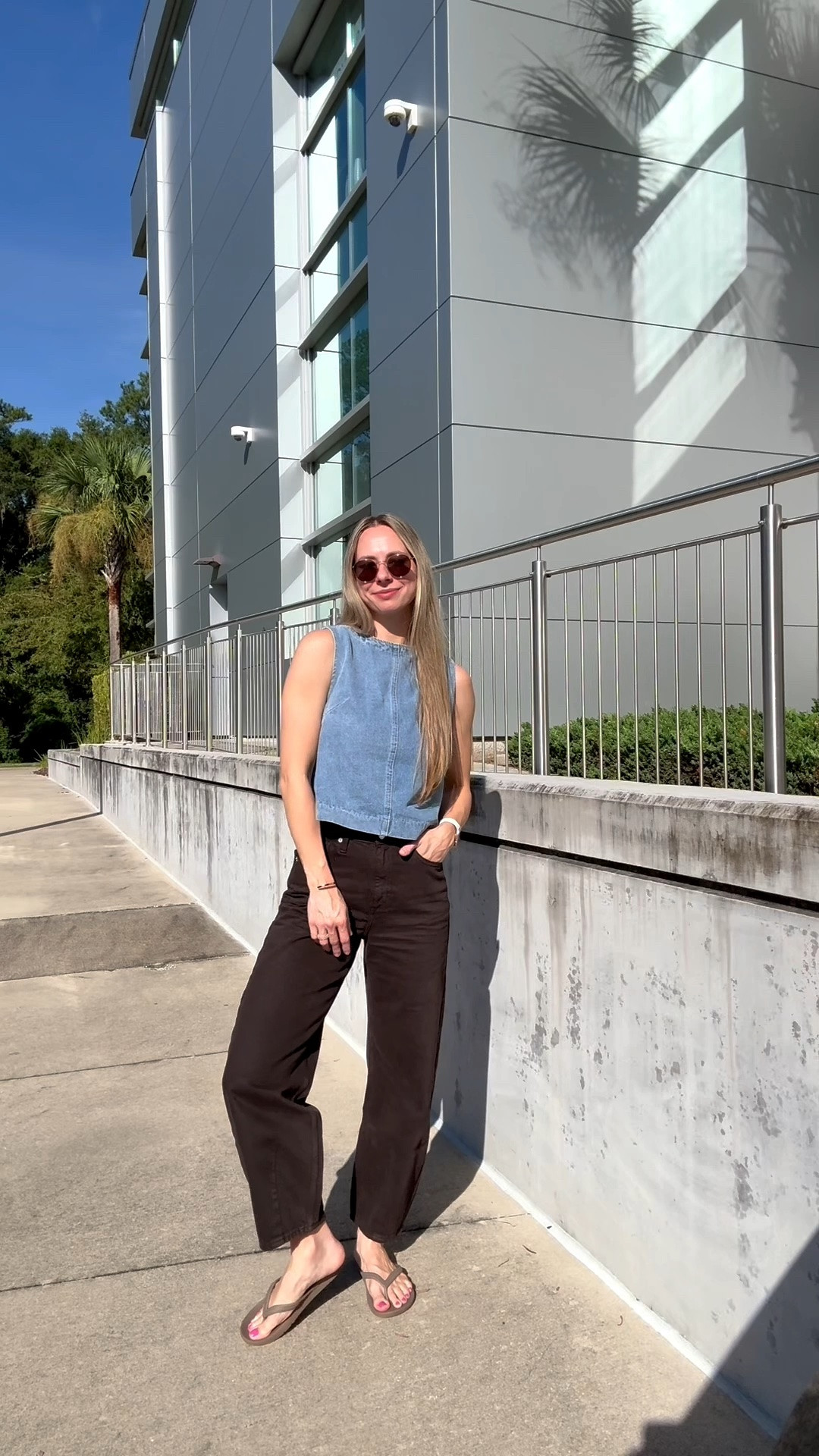 The barrel pants of my dreams 💃

#LTKdayinmylife #LTKmomlife #LTKgrwm