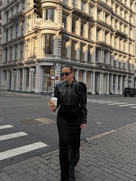 NYFW, New York Fashion week, Neutral outfit, outfit inspo, all black outfit, fall fashion, leather jacket, fall outfit 

#LTKSeasonal #LTKitbag #LTKstyletip
