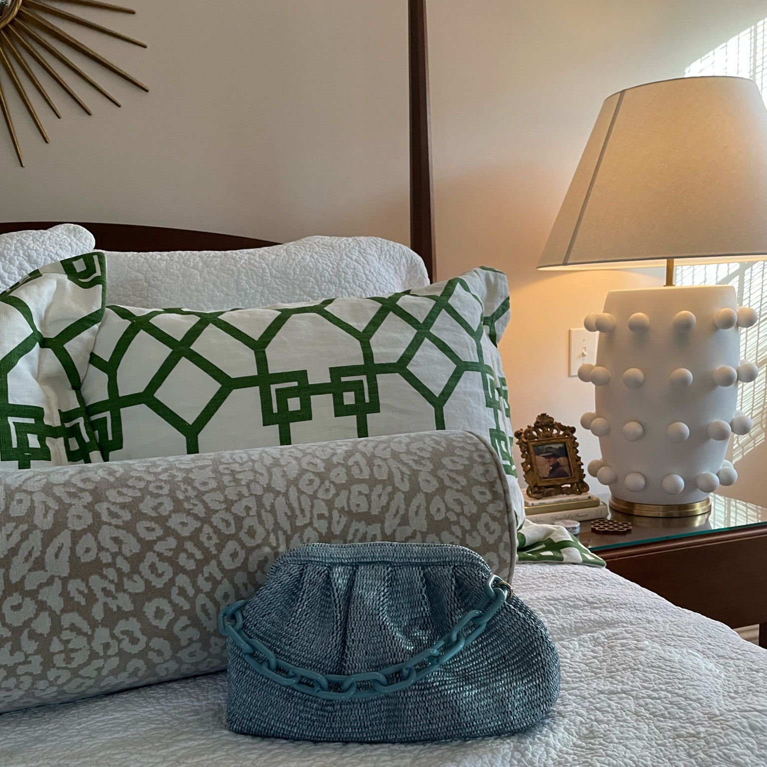 Spring, is that you? So excited to pull out this cute clutch…and at under $50 debating if I want it in every color? 

#LTKitbag #LTKSeasonal #LTKfindsunder50