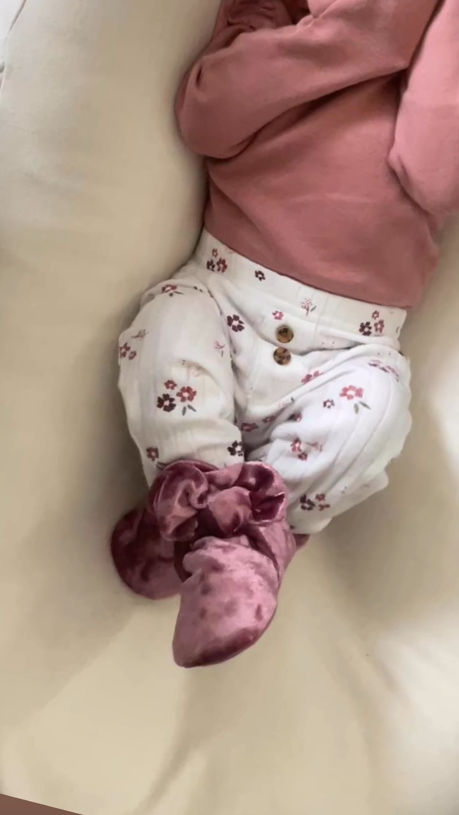 Newborn outfits, newborn baby girl outfits. The shoes fits small so size up. She is wearing the bodysuit and pants in 0-3 months size 

#LTKKids #LTKBaby #LTKFamily