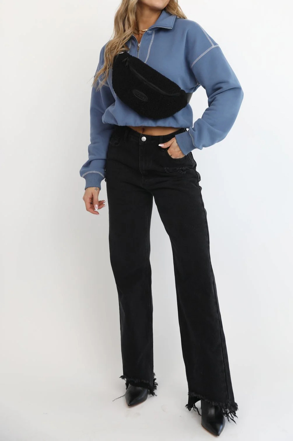 WASHED BLACK DAISY JEANS | Kittenish