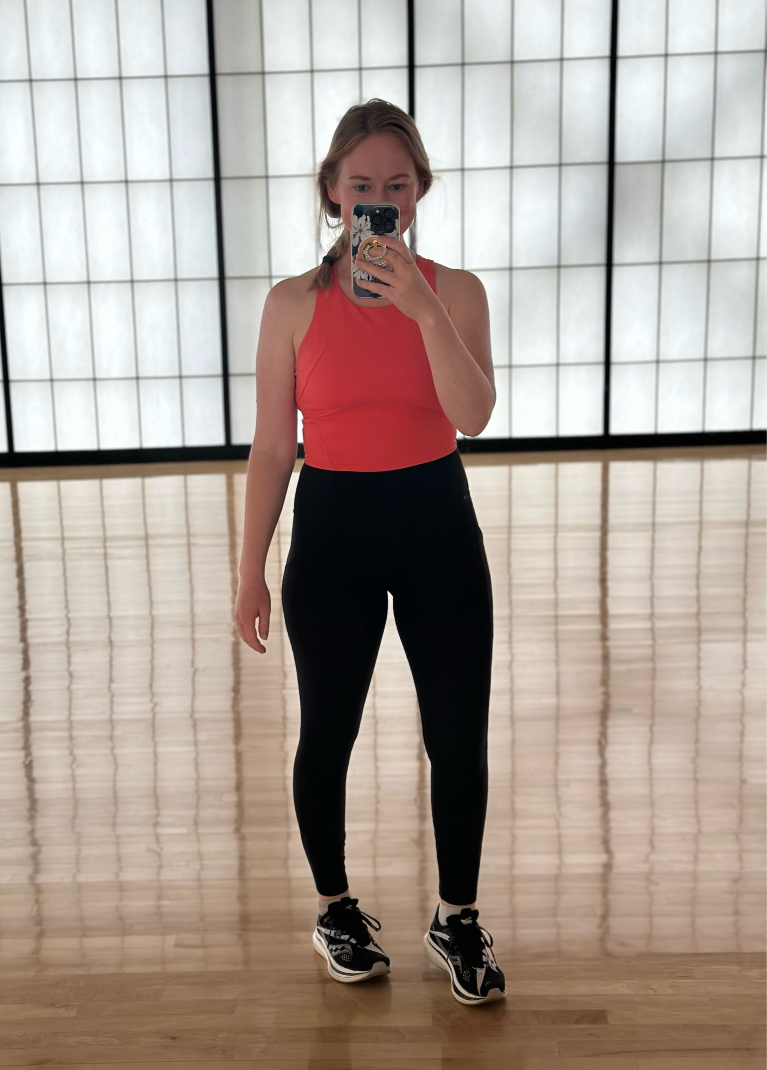 Lululemon align leggings with pockets 🙌🏼 size 6. Wunder Top size 6. 

#LTKfindsunder100 #LTKfitness #LTKMostLoved