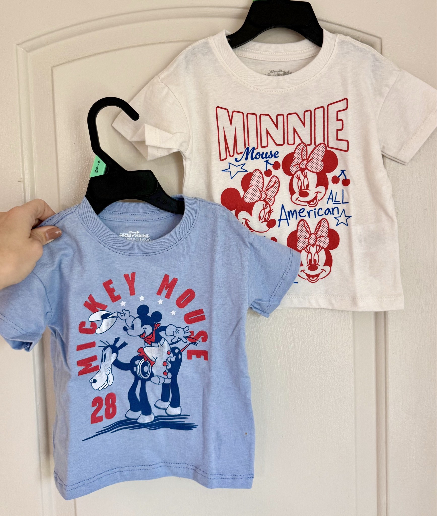 NEW! Kids patriotic character tees for boys and girls for only $6 😍🇺🇸 Minnie, Mickey, Toy Story, Monster Jam and more! 
-
#patrioticfinds #disney #monsterjam #monstertrucks #minniemouse #mickeymouse #4thofjuly #memorialday #walmart #walmartfind #walmartmom #girlfashion #girlstyle #springclothing #kidsfashion #kidstyle #girlmom #toddlergirlfashion #toddlergirlstyle #toystory