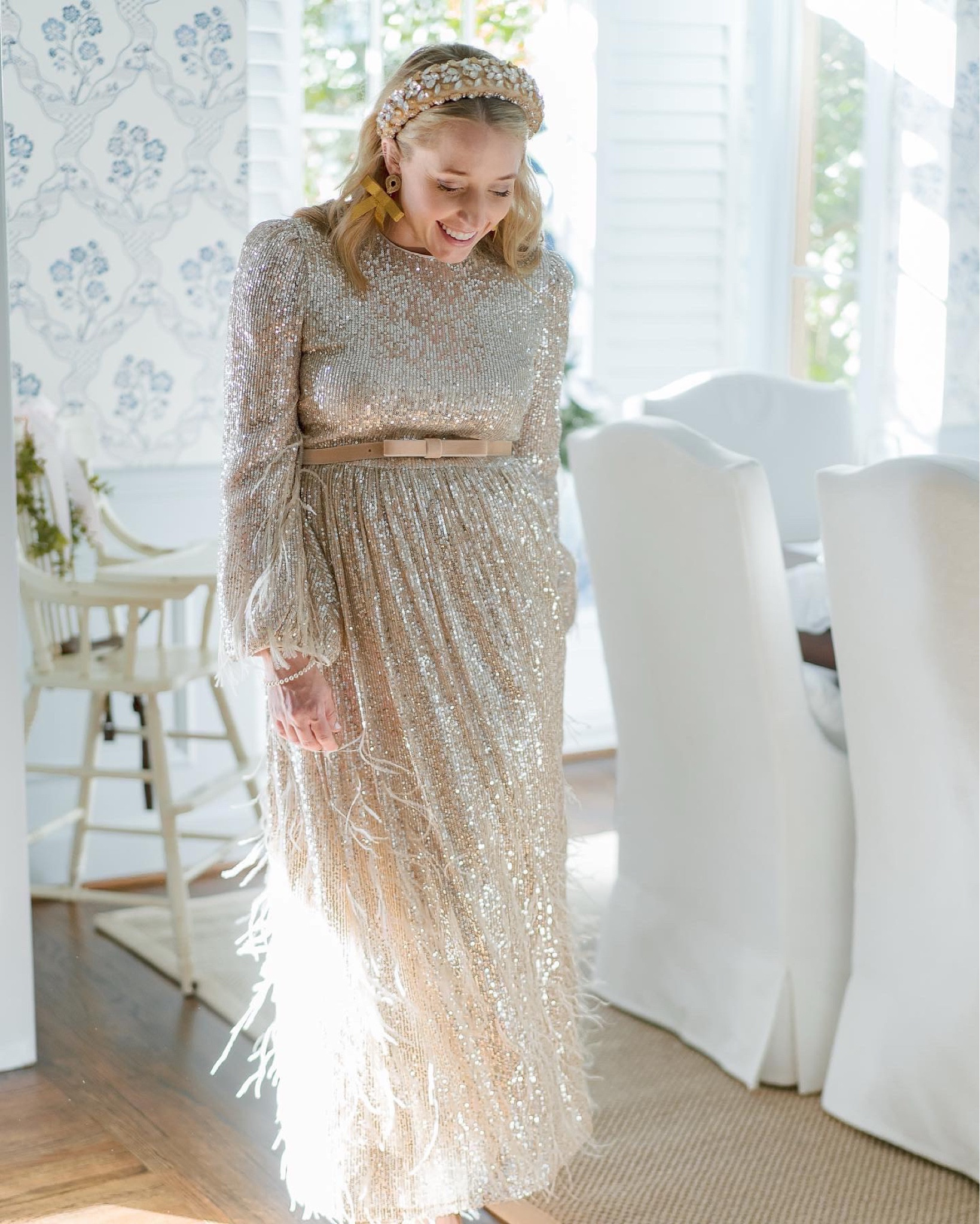 Holiday outfits Christmas new years dress sparkly feathers grandmillennial shoes heels velvet bow pearls preppy style 

#LTKHoliday #LTKSeasonal #LTKshoecrush