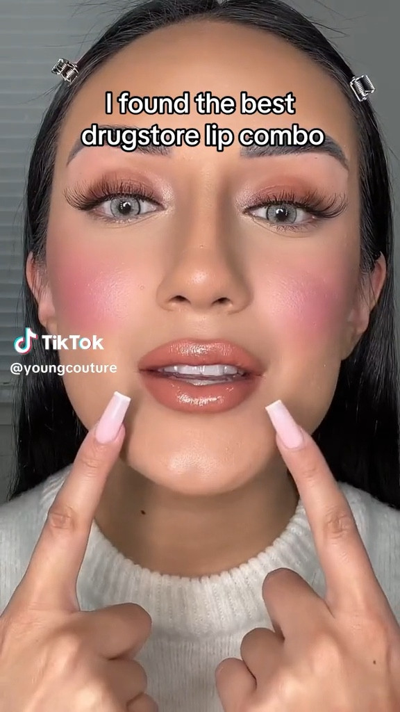 I found the perfect drugstore nude lip combo!😍⁣⁣
⁣
⁣
ELF  creme glide lip liner⁣⁣, Revlon whisky business lipstick⁣⁣, L’Oreal
coral sands lipgloss

#LTKstyletip #LTKGiftGuide #LTKbeauty