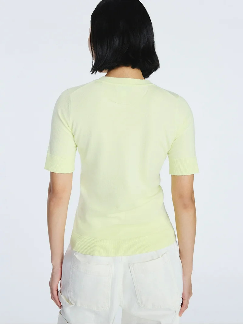 Free Assembly Women's and Women's Plus Cozy Yarn Shrunken Sweater Tee with Short Sleeves, Solid &... | Walmart (US)