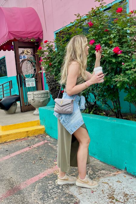Make sure to stop and smell the roses whenever you can 🌹🌺💐🌷🌸
.
My casual, comfy dress is on major sale and I’m linking all of my outfit details on my LTK 
.
Happy Saturday and have a great weekend! 💜
.
.
.
#maxidress #casualootd #casualdress #comfydress #streetstyles #denimjacket #goldnike #yslbags #happyweekend #weekendstyles #comfystreetwear #casualweekend #weekendwear #denimbag #denimbags 

#LTKshoecrush #LTKover40 #LTKitbag