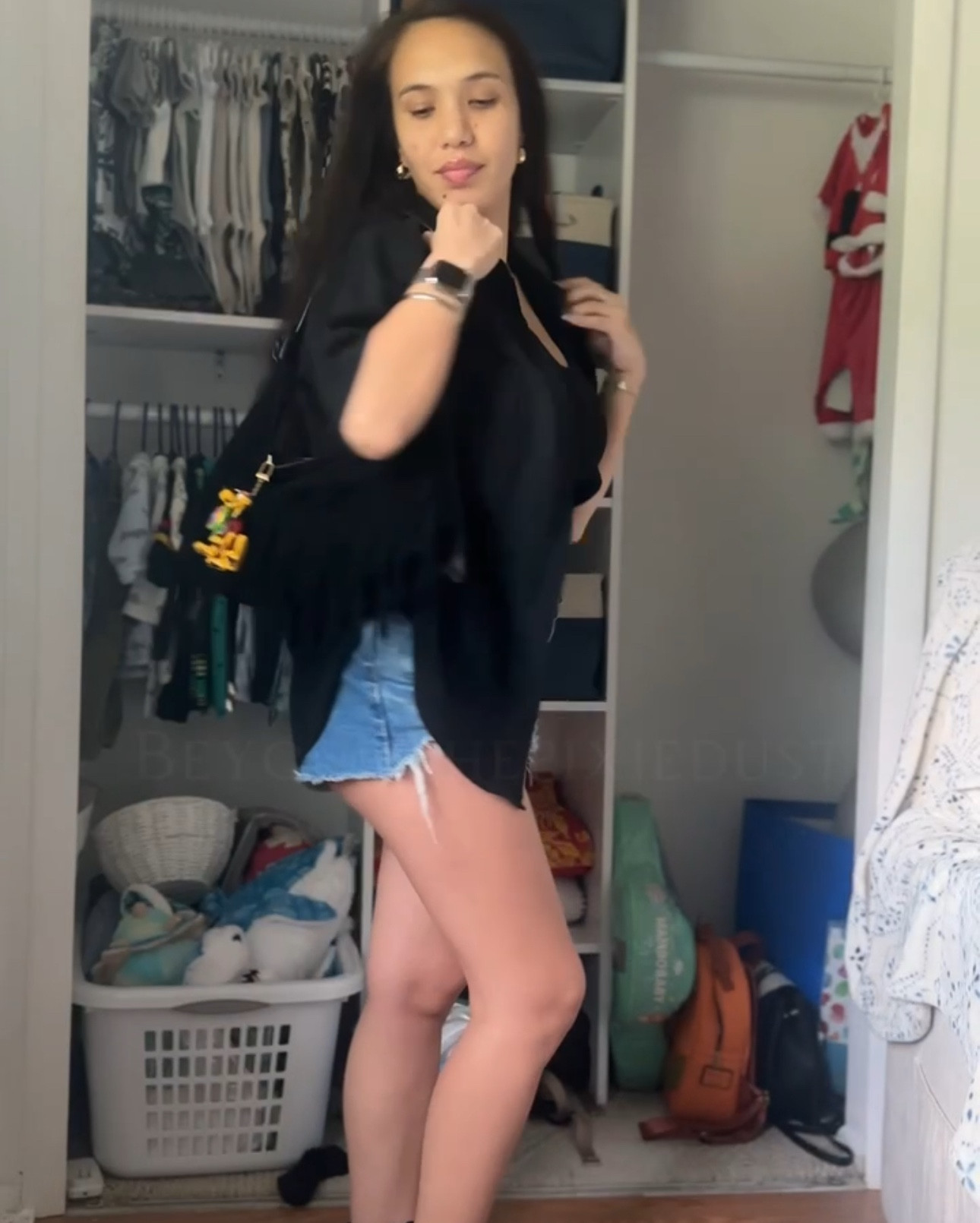 Casual All-Black Outfit 🖤
Layered a lightweight black button-up shirt over a fitted tank top and my go-to high-waisted Levi’s denim shorts for an easy, everyday look. Finished it off with classic black Converse sneakers and a sleek black crossbody bag — casual, comfy, and effortlessly put-together.
This all-black outfit is simple, timeless, and perfect for coffee runs, casual outings, or relaxed weekends.
Shop the look: #AllBlackOutfit #CasualStyle #BlackOutfitInspo #LTKStyle #WardrobeStaples #LevisShorts #ConverseLook #EffortlessStyle #MinimalOutfit #EverydayLook

#LTKStyleTip #LTKFallSale #LTKFindsUnder50