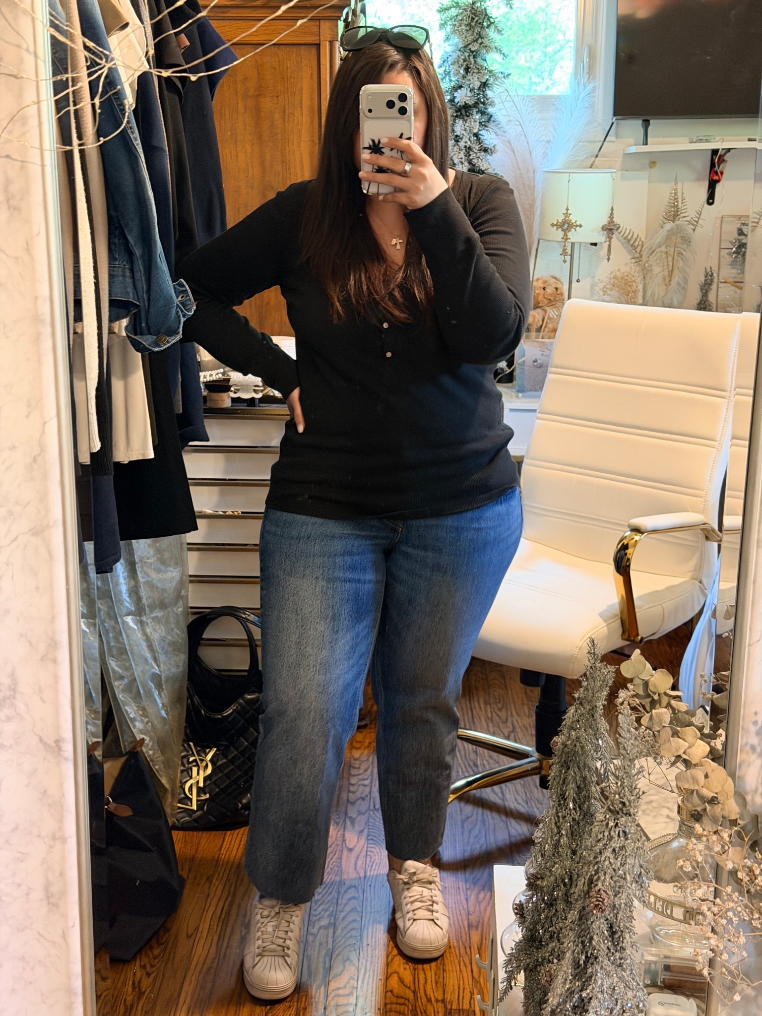 Another day, another black top + denim look

#LTKMidsize #LTKSeasonal #LTKootd