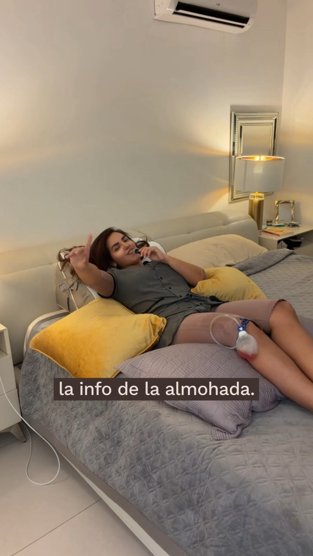 Si no lo sabías, después de una cirugía el dormir bien es CLAVE para tu recuperación ✨

Y aquí es donde esta almohada hace toda la diferencia:
✔️ Te ayuda a descansar mejor
✔️ Evita presión innecesaria
✔️ Hace tu post-op mucho más cómodo

No es lujo… es parte de tu recuperación

Comenta “LINK” y te la envío directo 💌

#LTKselfcare #LTKdayinmylife #LTKBeauty