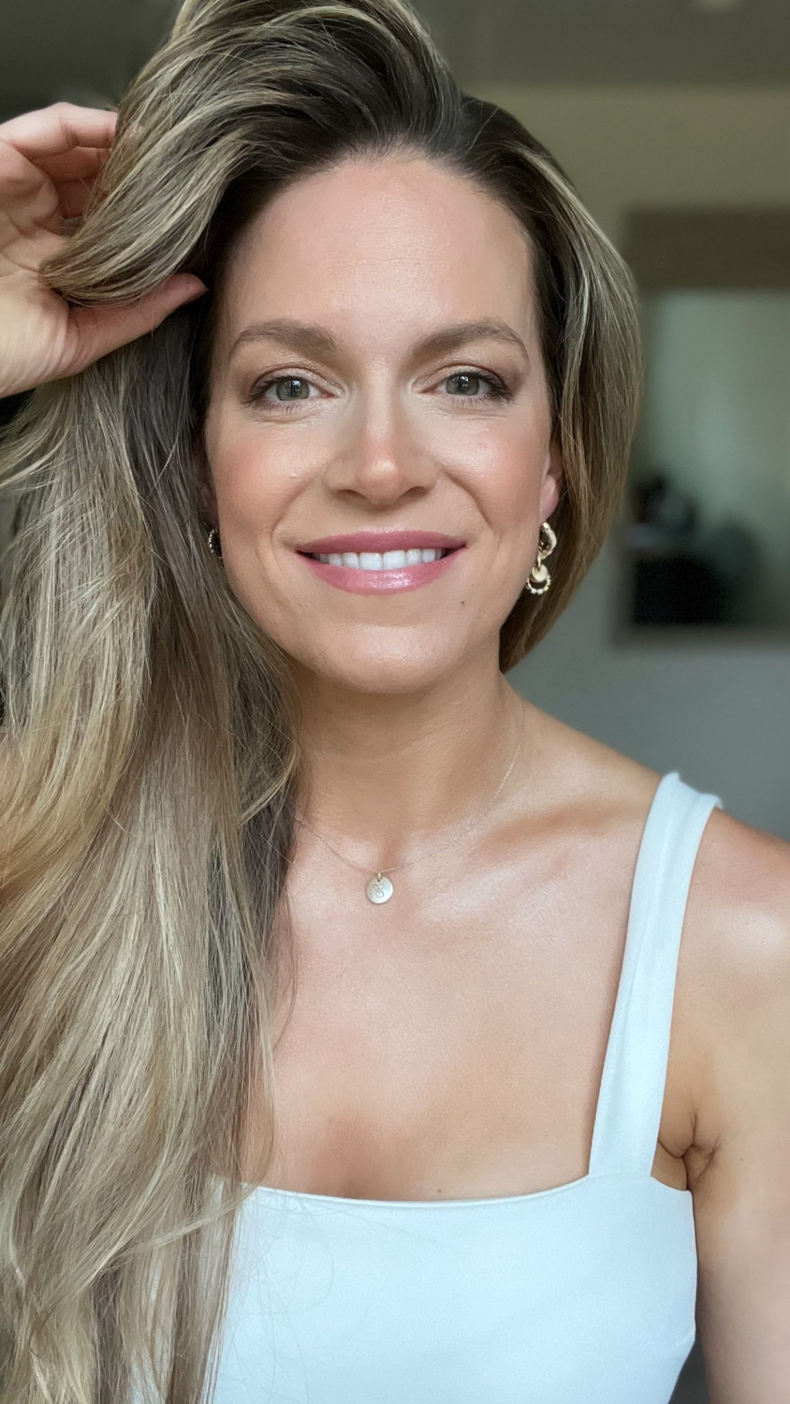 Shop my BODY GLOW favorites for bridal and beyond! #ltkbeauty #bodyglow #lorealbeauty #lorealcosmetics #bridalglam #hourglasscosmetics #morphecosmetics