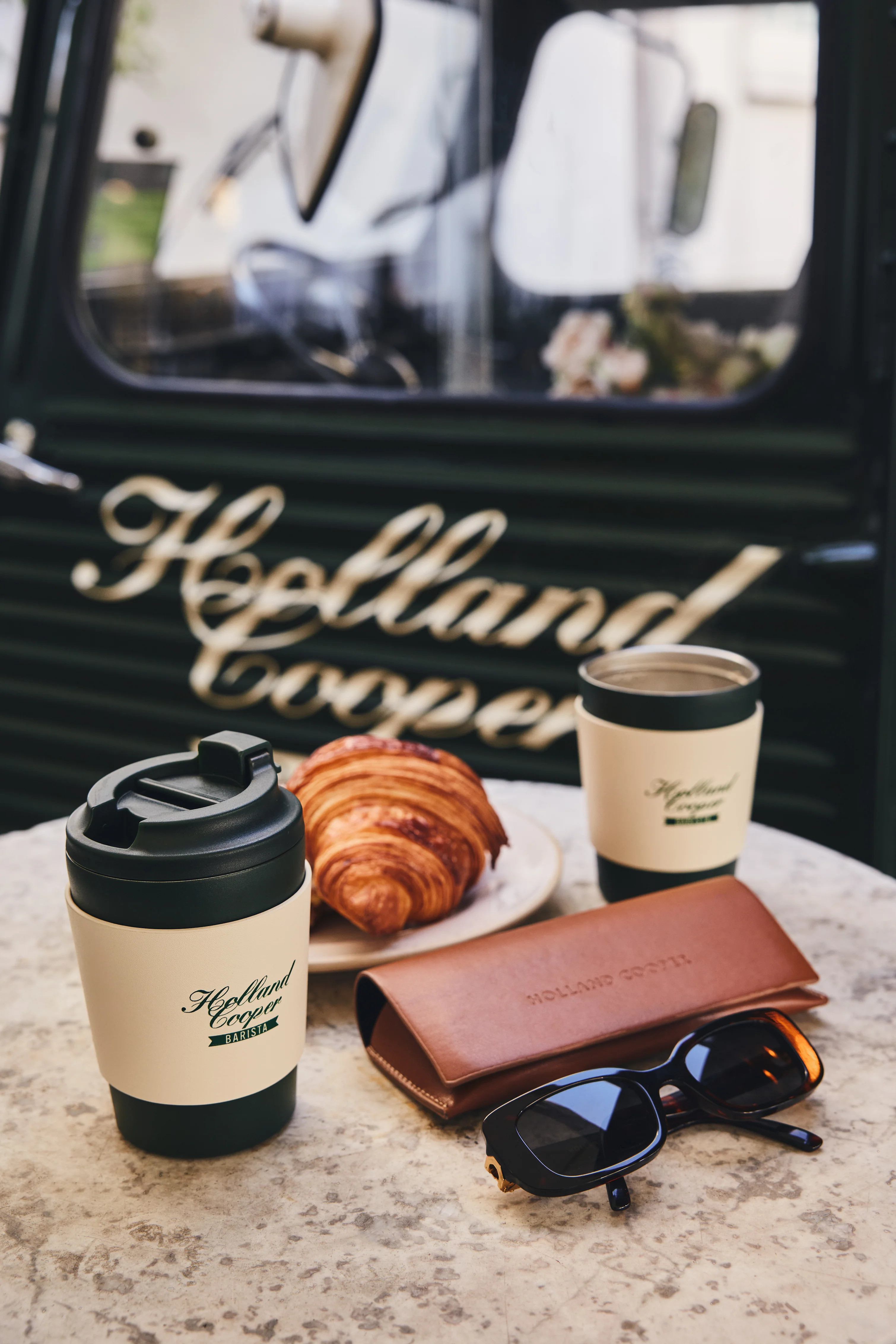 HC Coffee Cup (Green) | Holland Cooper