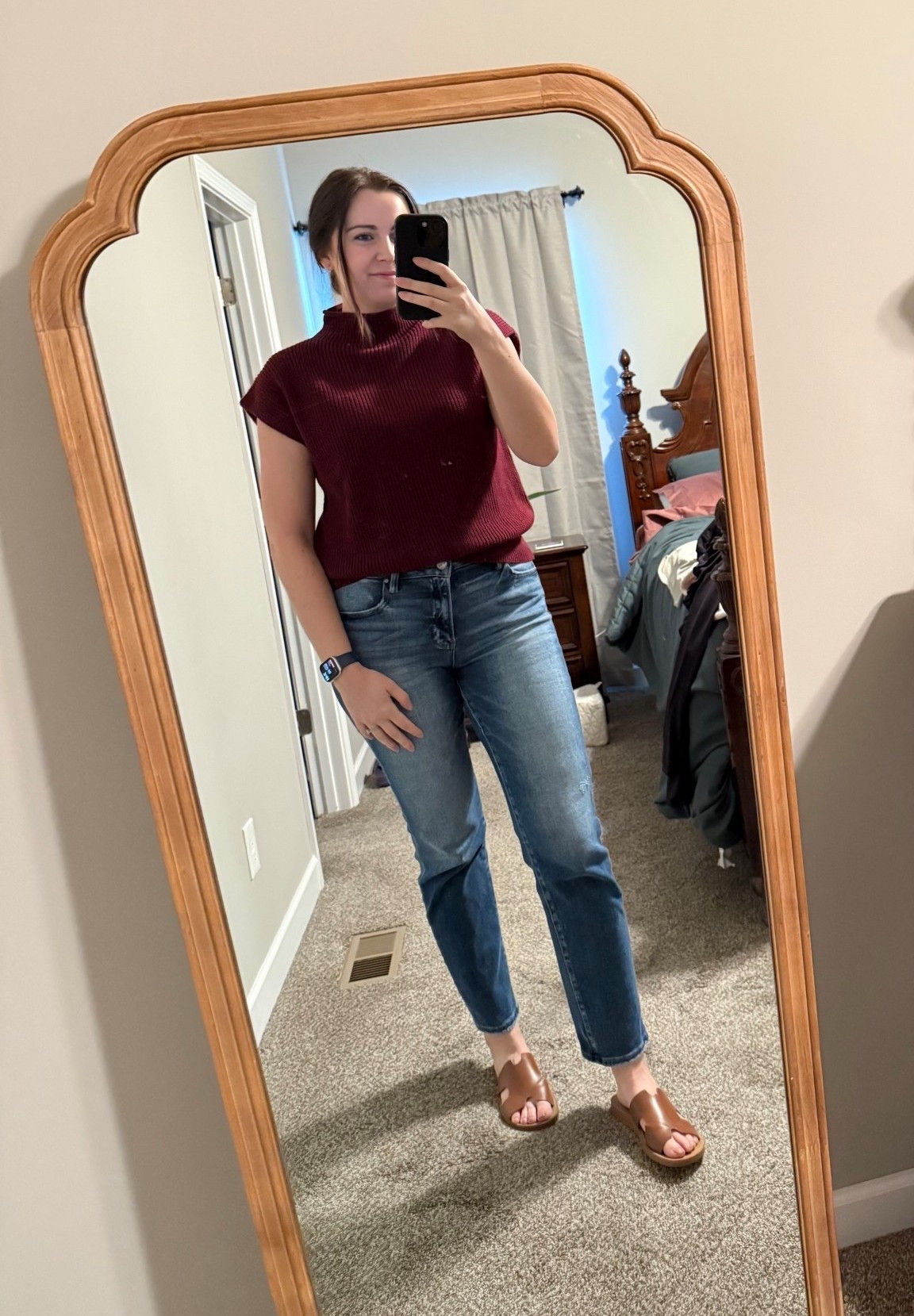 Loving this short sleeve sweater for transitioning to fall 😍🍂

Sweater, fall transition, ootd, outfit of the day, short sleeve sweater, work outfit, jeans, sandals