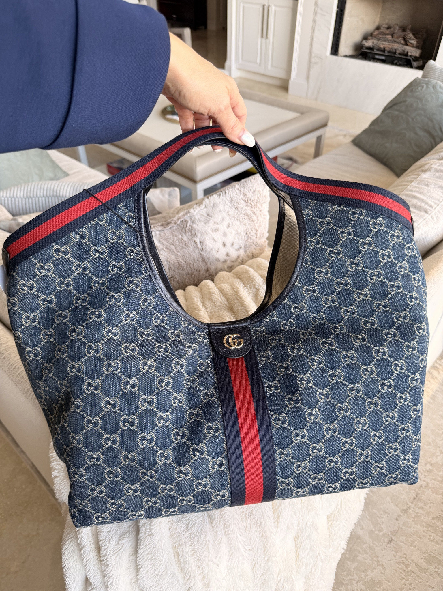 I’m obsessing over this Gucci bag 😍😍😍😍

#LTKgrwm #LTKOver40 #LTKootd