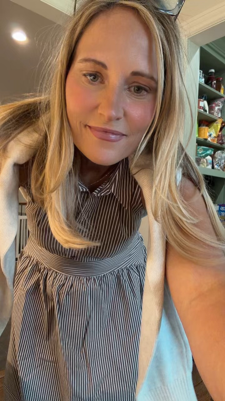 Running late and here is what I pulled together for dinner with friends! I’m loving my new @peepers! 
Also, I don’t want to freeze in the restaurant so grabbing a sweater that fits into my favorite summer tote. 
Should be a fun, relaxing dinner with my friends! 🩷

#LTKootd #LTKSeasonal #LTKOver40