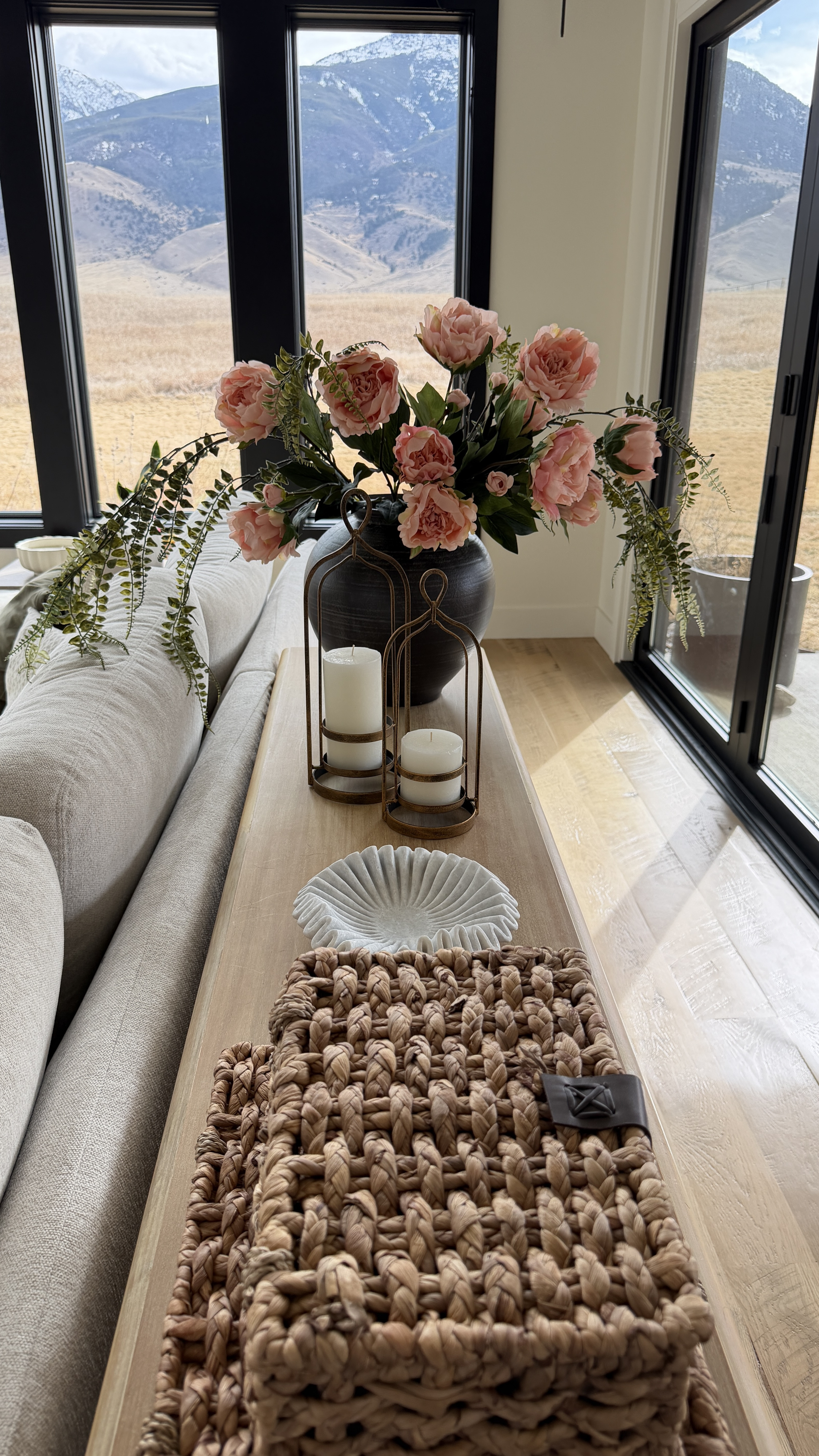 If your living room needs a refresh, start here. Layered trays, candles, and florals instantly make the space feel styled. Scroll to shop!

#LTKmomlife #LTKHome #LTKdayinmylife