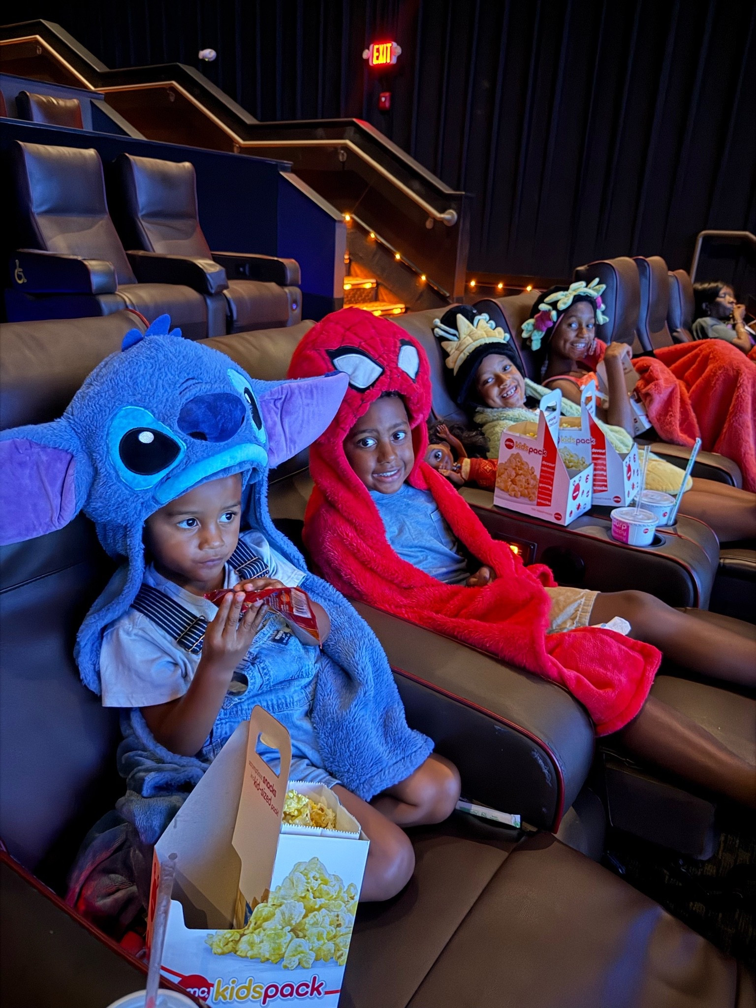 Let’s go see the live action Moana!!!

#LTKmomlife