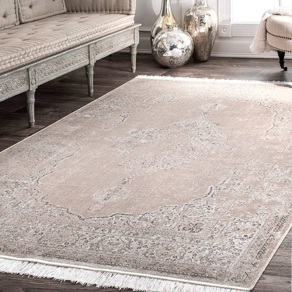 nuLOOM Cantrell Vintage Medallion Area Rug, 7' 6" x 9' 6", Beige | Amazon (US)