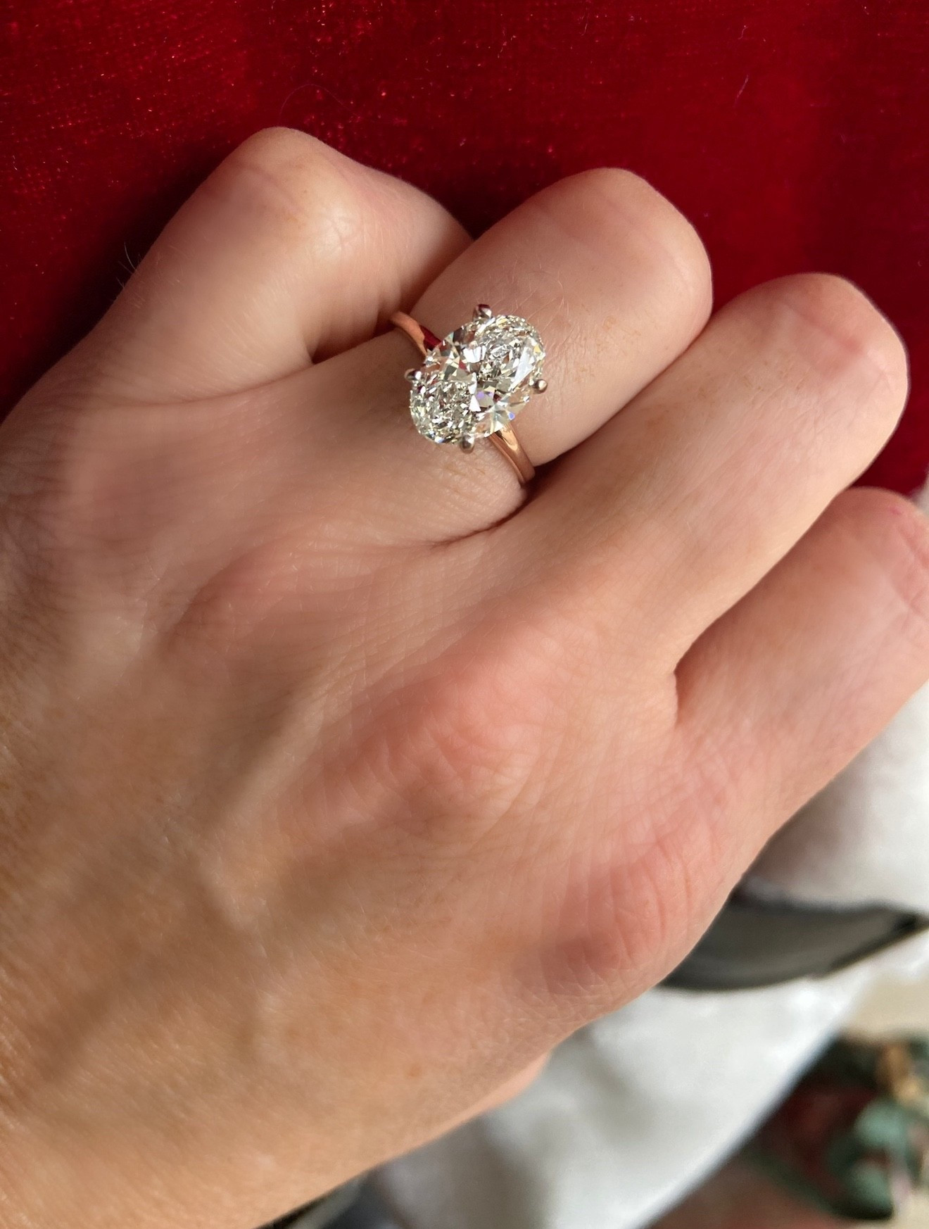 The Perfect 3 carat Oval solitaire engagement ring 💍

#LTKWedding #LTKHoliday #LTKGiftGuide