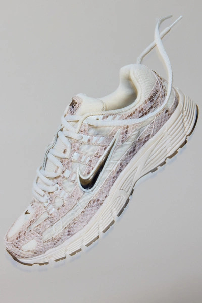 Nike Women's P-6000 SE Sneaker | Urban Outfitters (US and RoW)