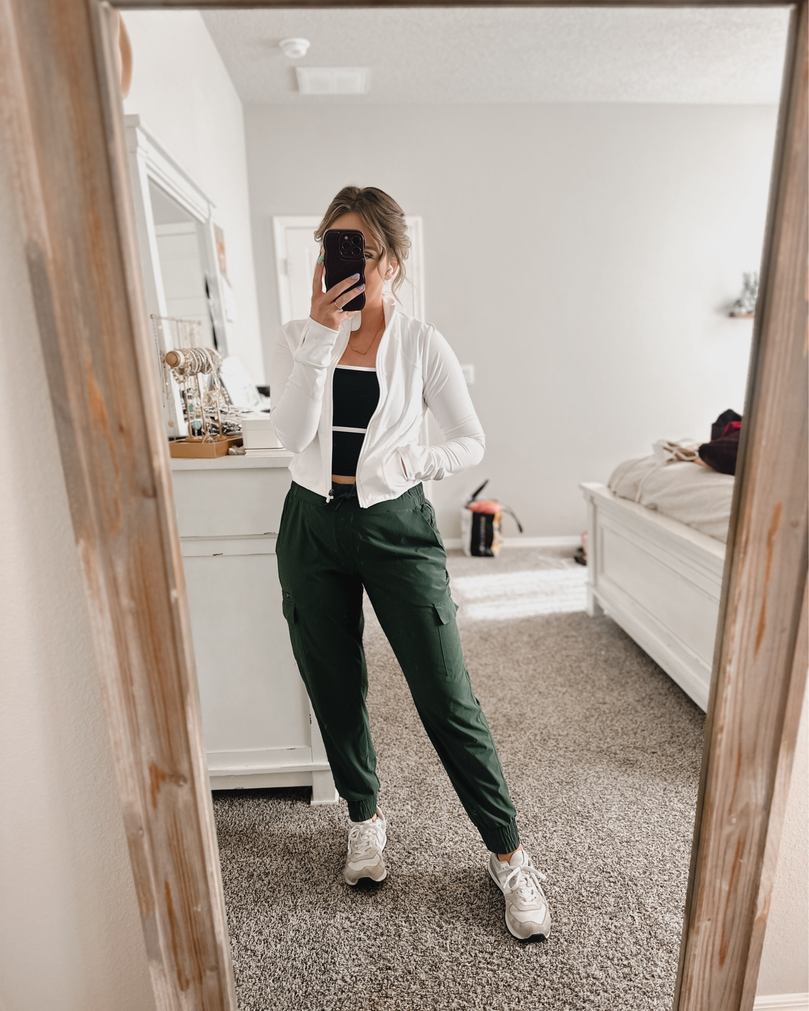 Today’s ootd 

Target joggers - true to size
White sports zip up - true to size
Abercrombie sports bra - true to size
New balance sneakers - true to size



Daily casual errands outfit / workout outfits / fitness style styles / green joggers white sports jacket tennis shoes lifting shoes running / black and white sports bra 

#LTKFamily #LTKFitness #LTKStyleTip