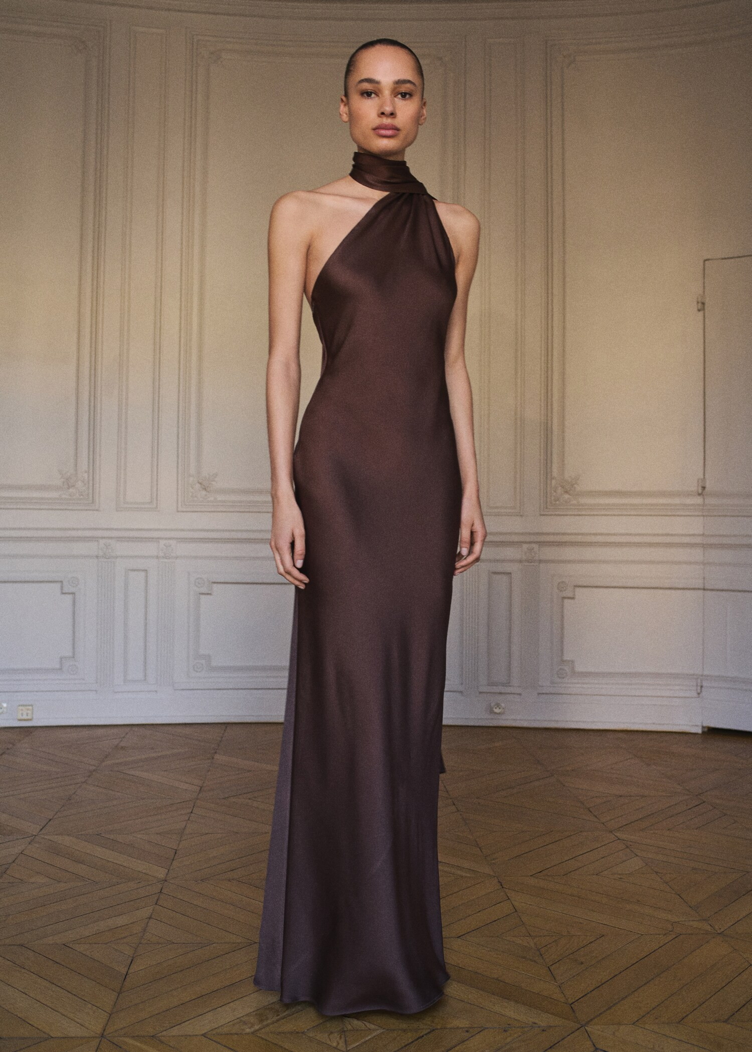 Asymmetrical bow-neck dress - Women | MANGO United Kingdom | MANGO (UK)