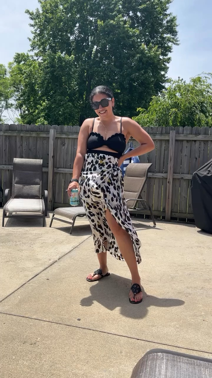 Scalloped swimsuit
Cupshe 
One piece swim (wearing M)
Wrap skirt
Pool style


#LTKunder50 #LTKFind #LTKswim