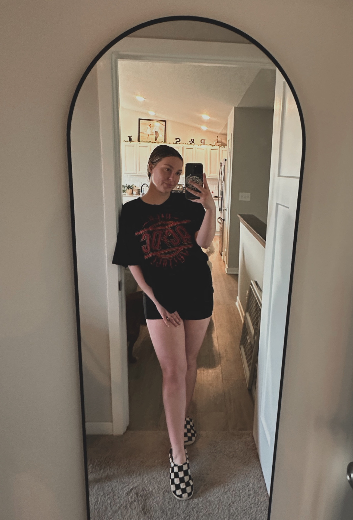 Love a good band tee✨

#LTKmidsize #LTKfindsunder50 #LTKstyletip