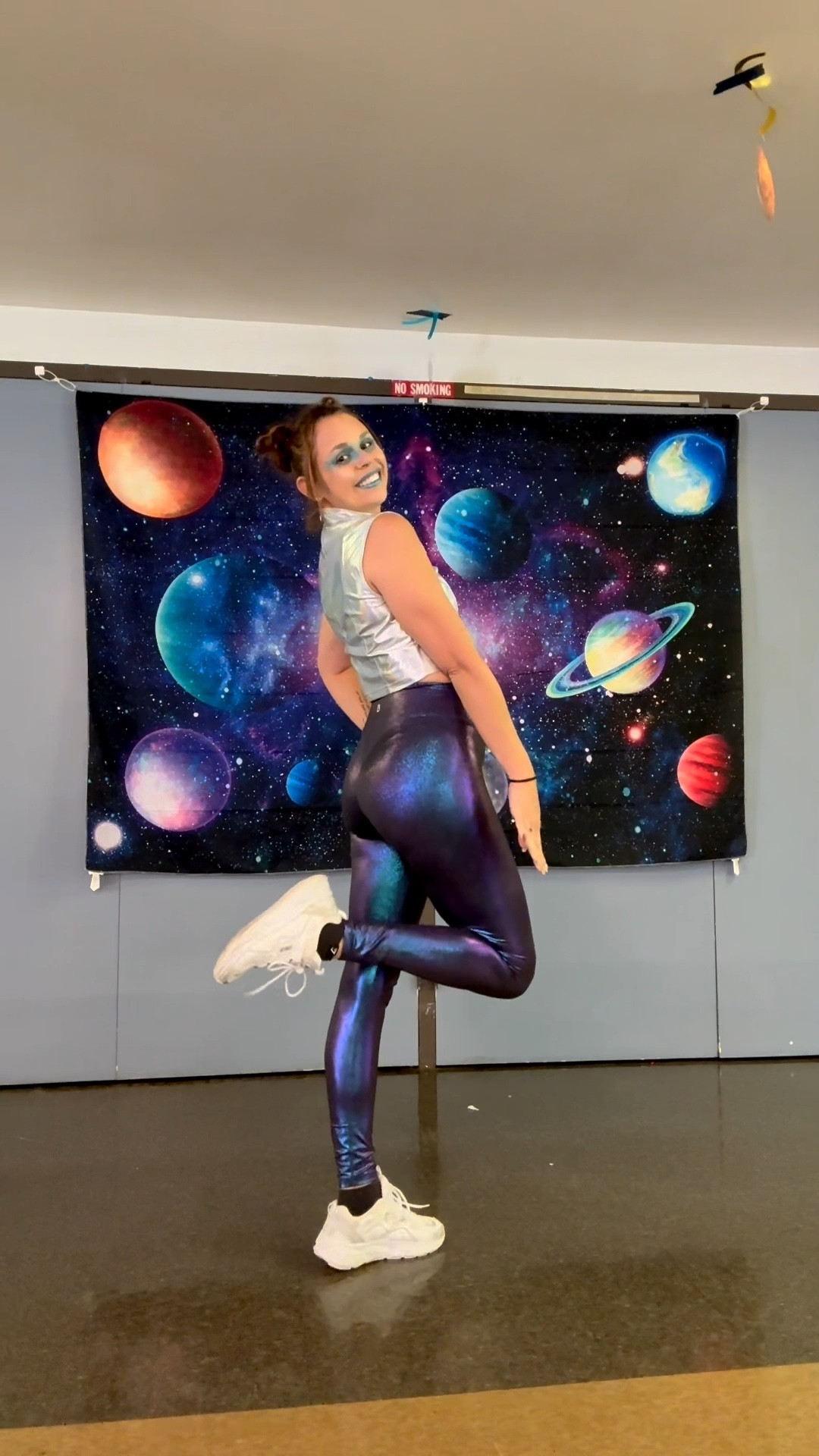 I love Halloween! The costumes make the holiday fun, but you don’t need to put yourself in debt to look amazing!

This alien costume is out of this world  👽

#halloween #alien #costume #amazonfinds 

#LTKHalloween #LTKFindsUnder100 #LTKSeasonal