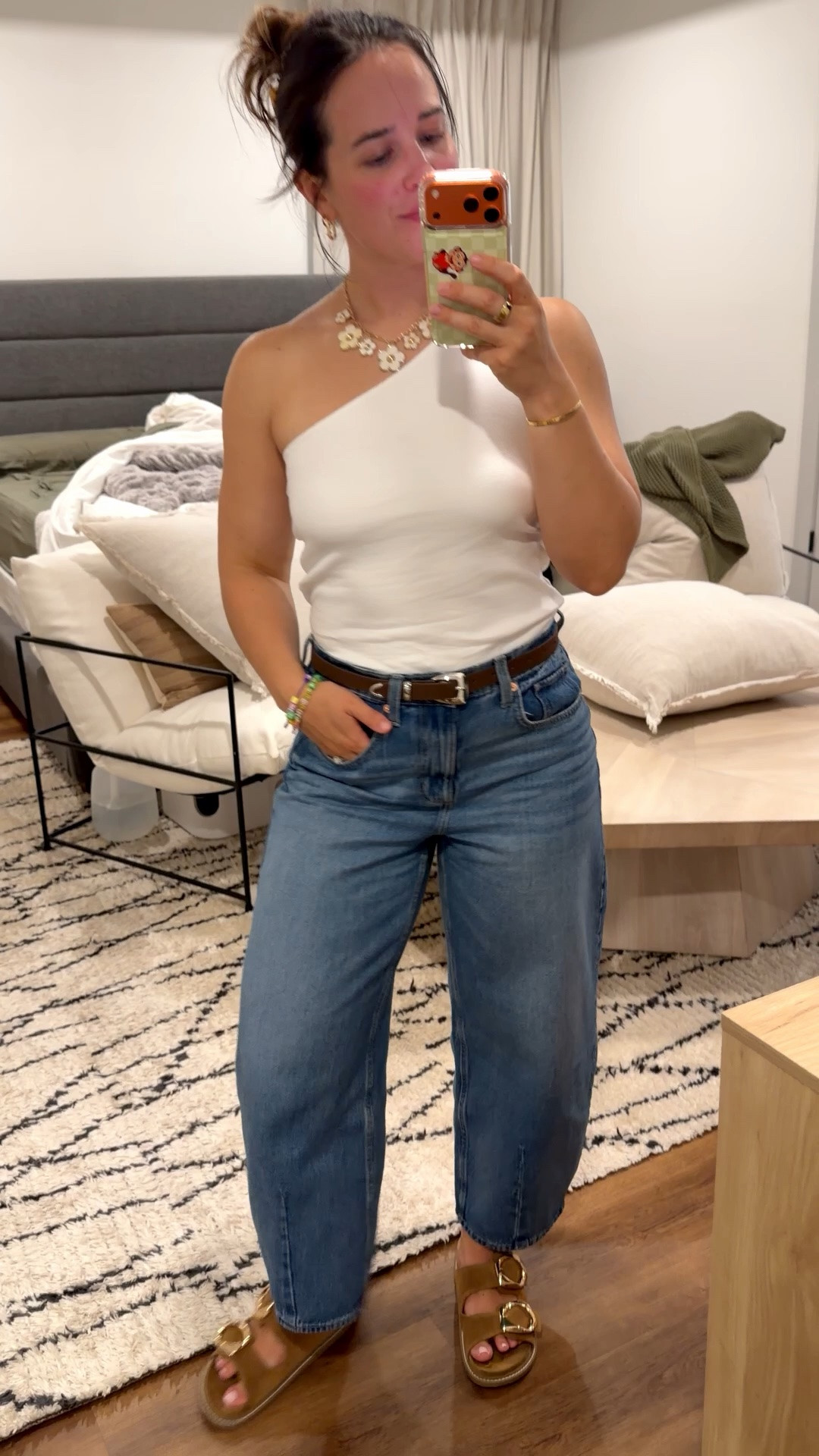 These jeans are so good and the tank has a built in bra! Wearing size 6 jeans, small tank